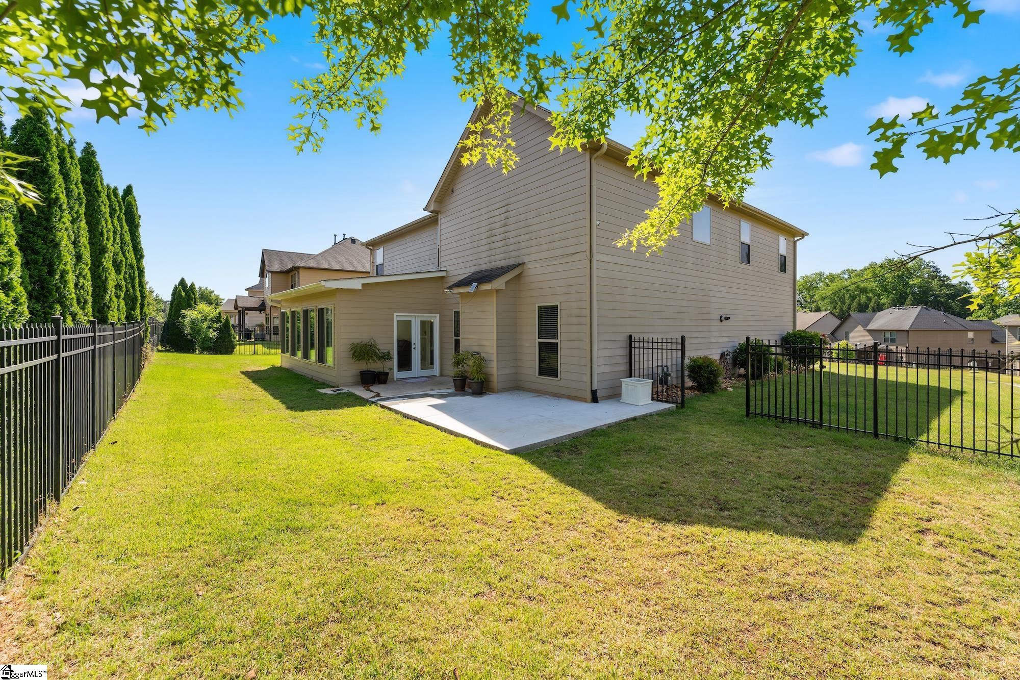 1590522 Property Photo 29