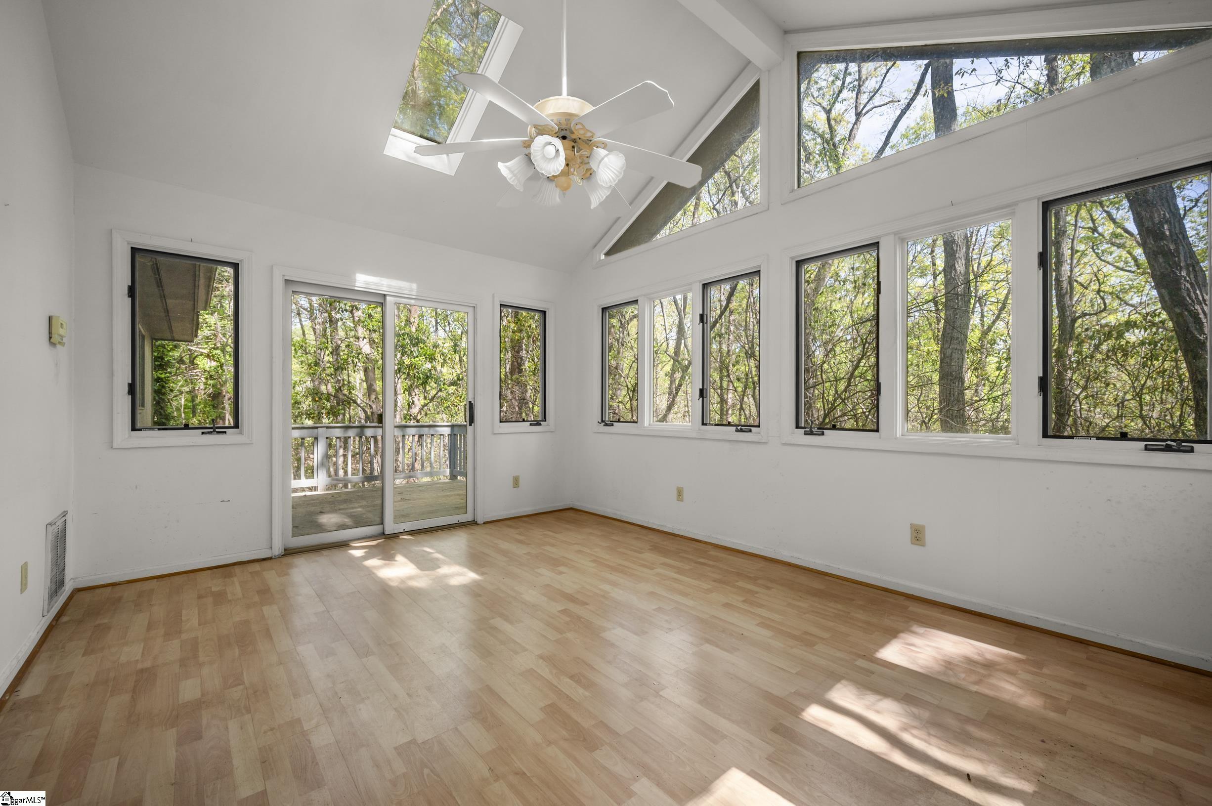 176 Fox Run Lane Property Photo 34