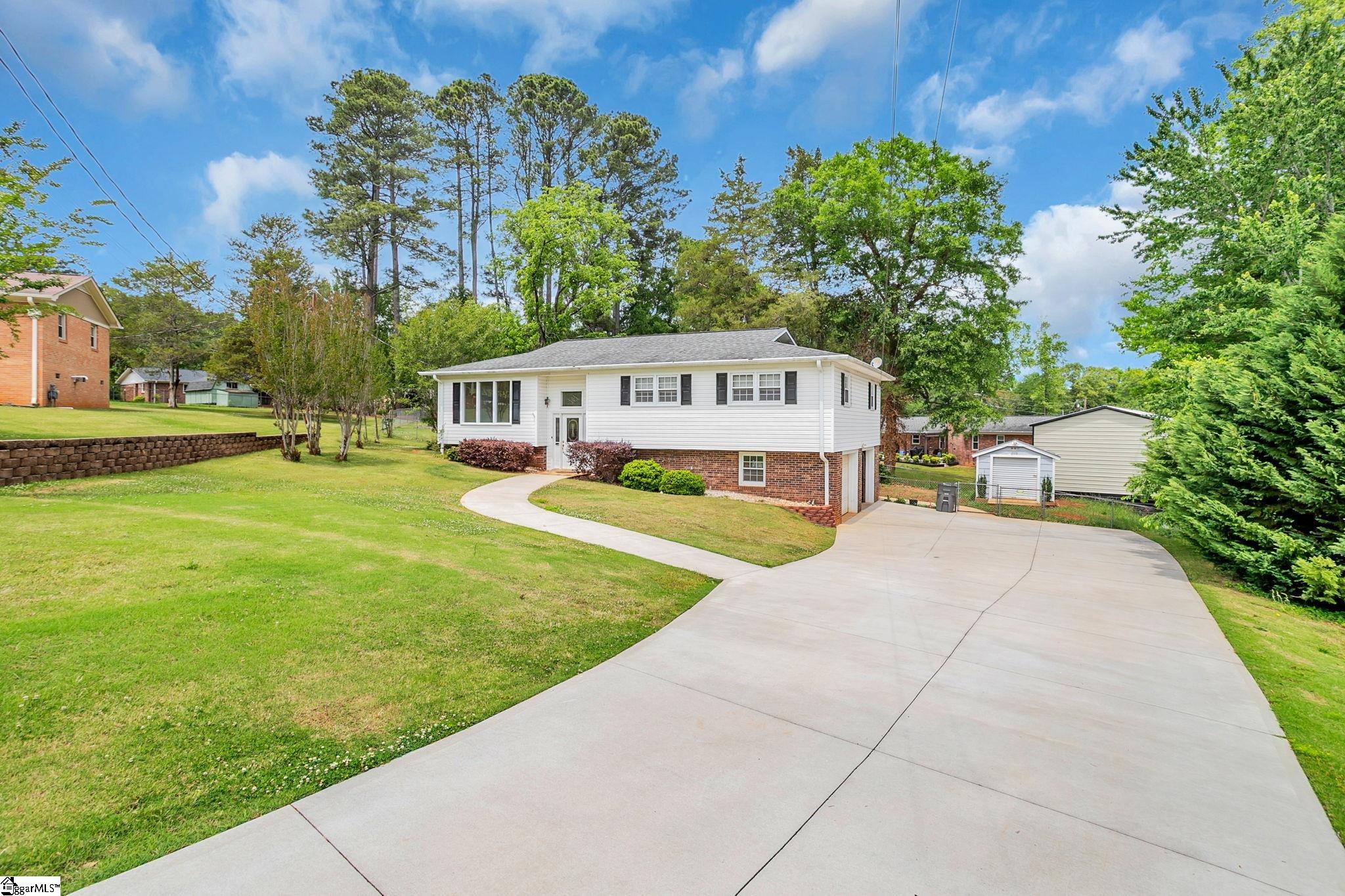 10 Sylvatus Court Property Photo 2