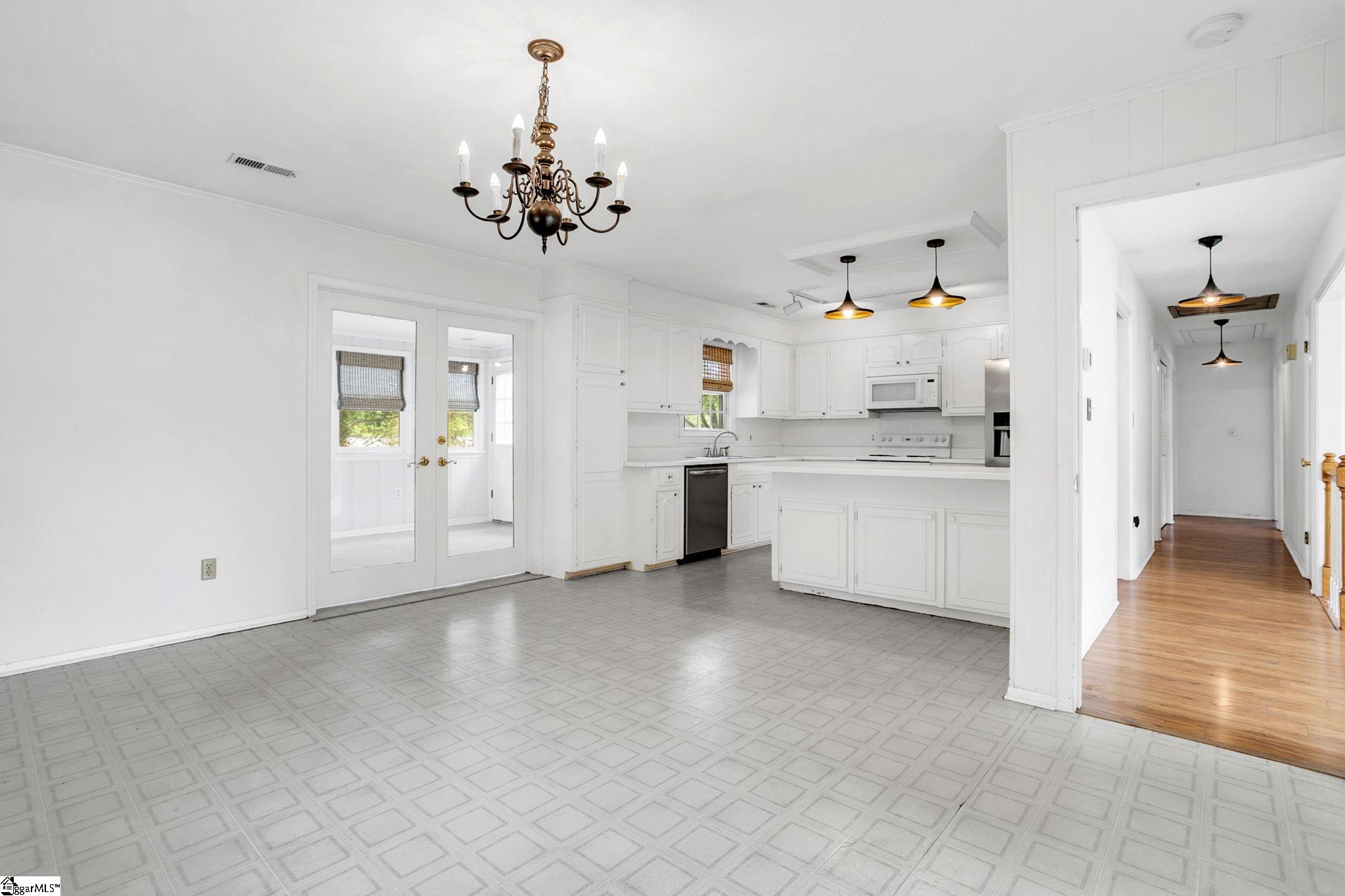 10 Sylvatus Court Property Photo 9