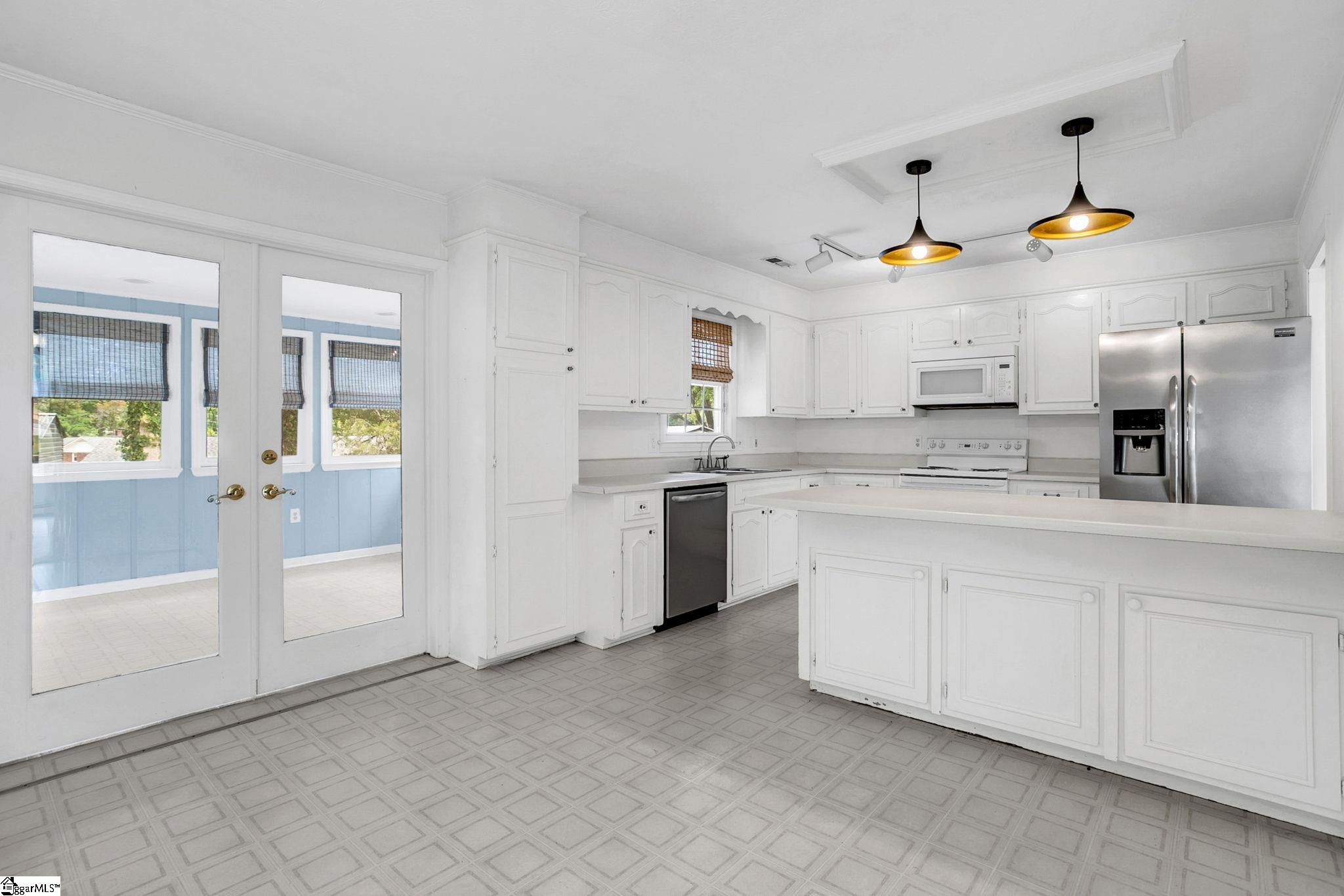 10 Sylvatus Court Property Photo 12