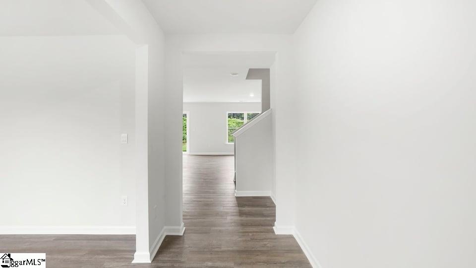 2122 Pierett Circle Property Photo 3
