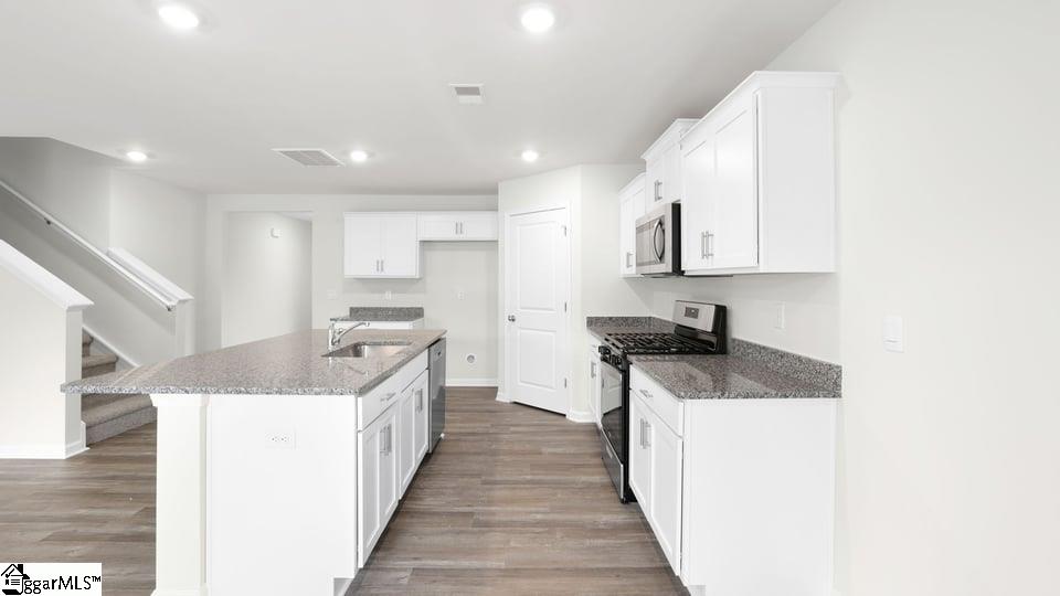 2122 Pierett Circle Property Photo 15