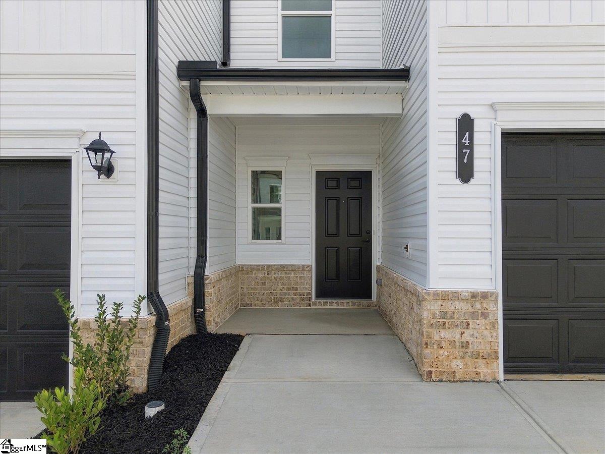 47 Lone Cypress Street Property Photo 5