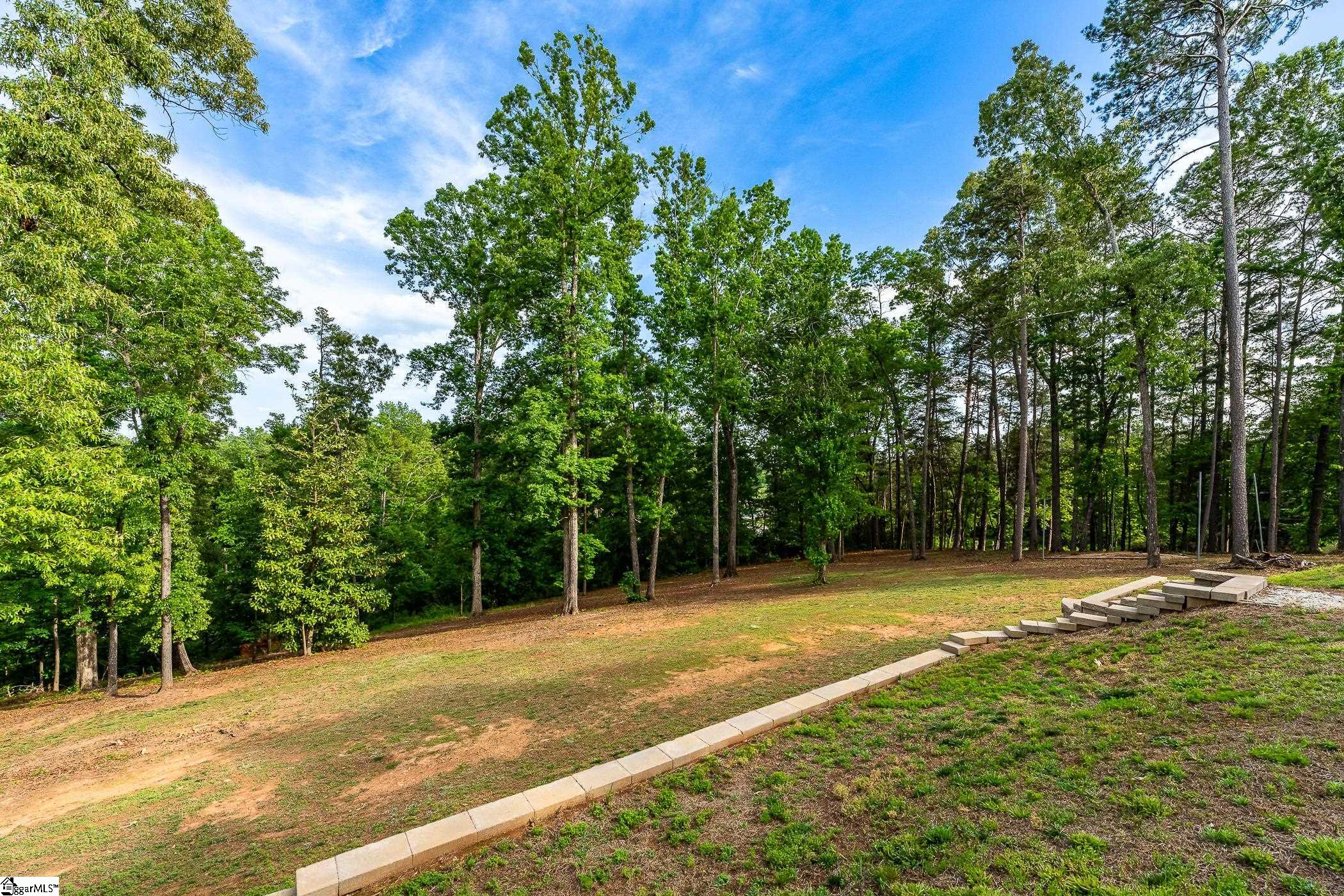 1590588 Property Photo 15
