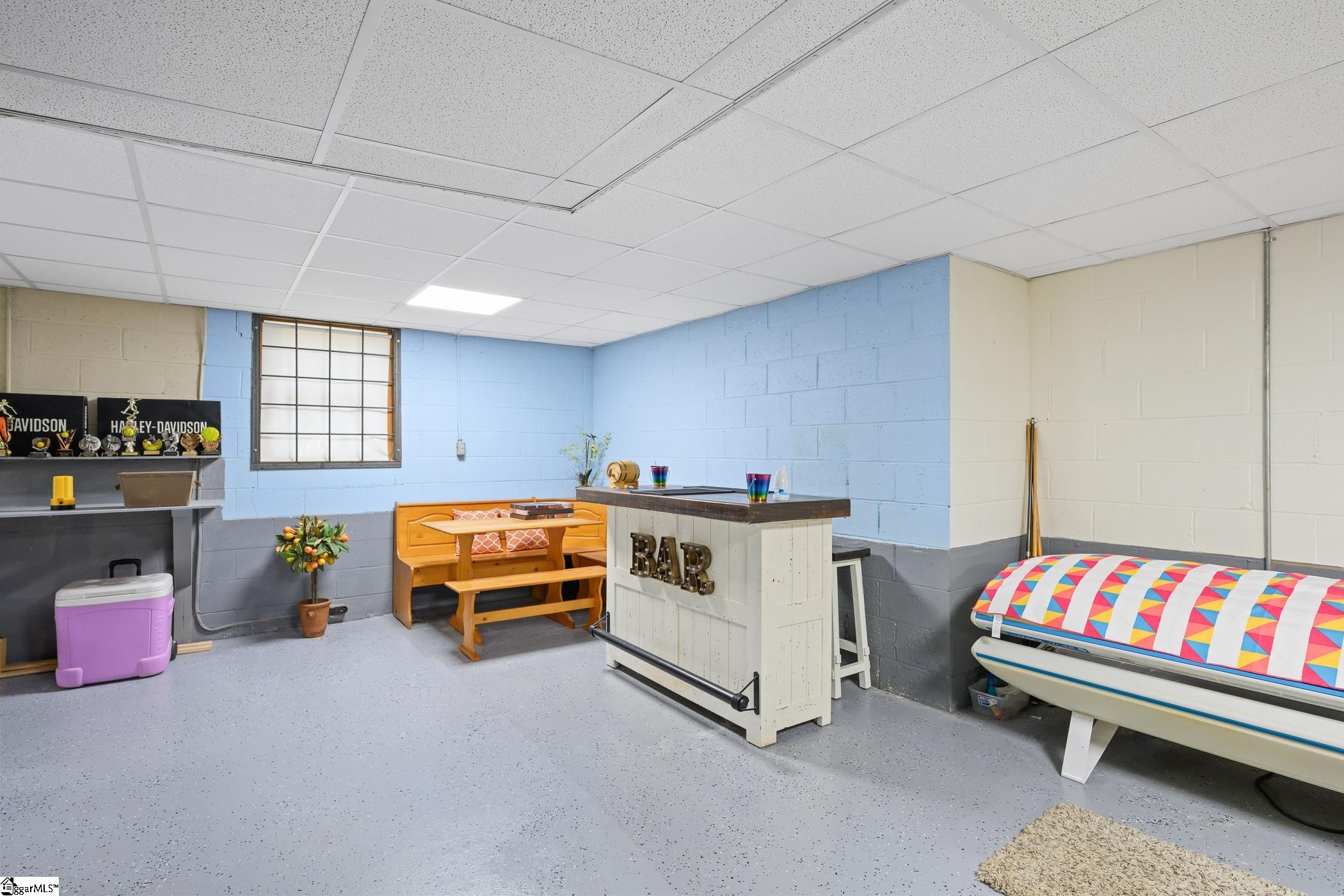 1590588 Property Photo 16