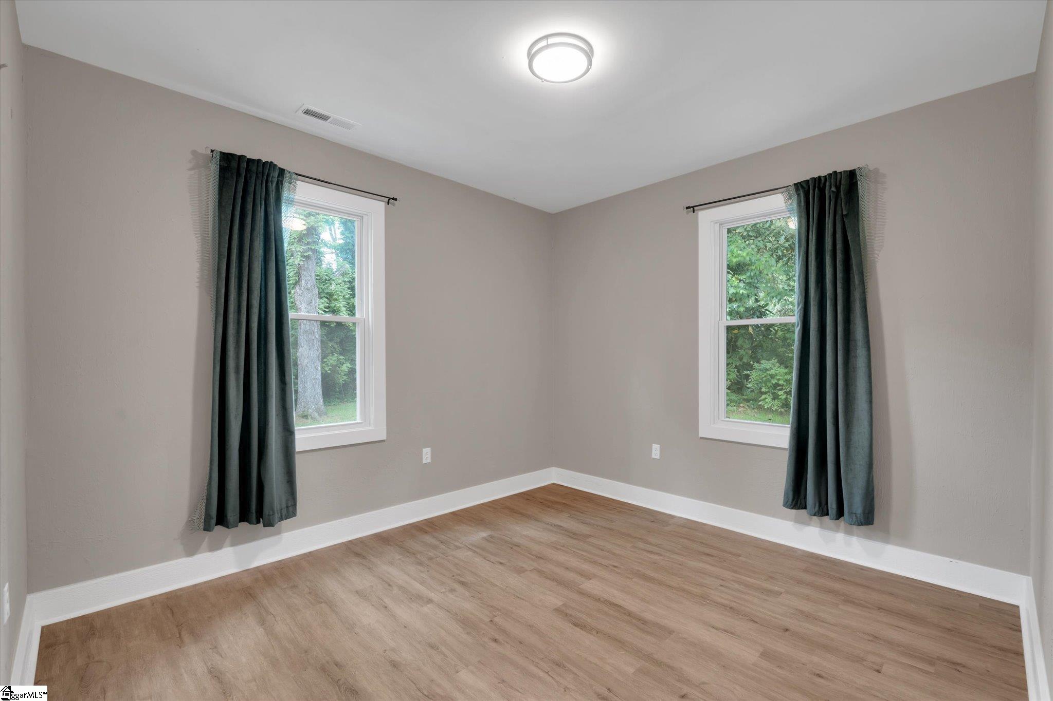 406 Cunningham Drive Property Photo 23