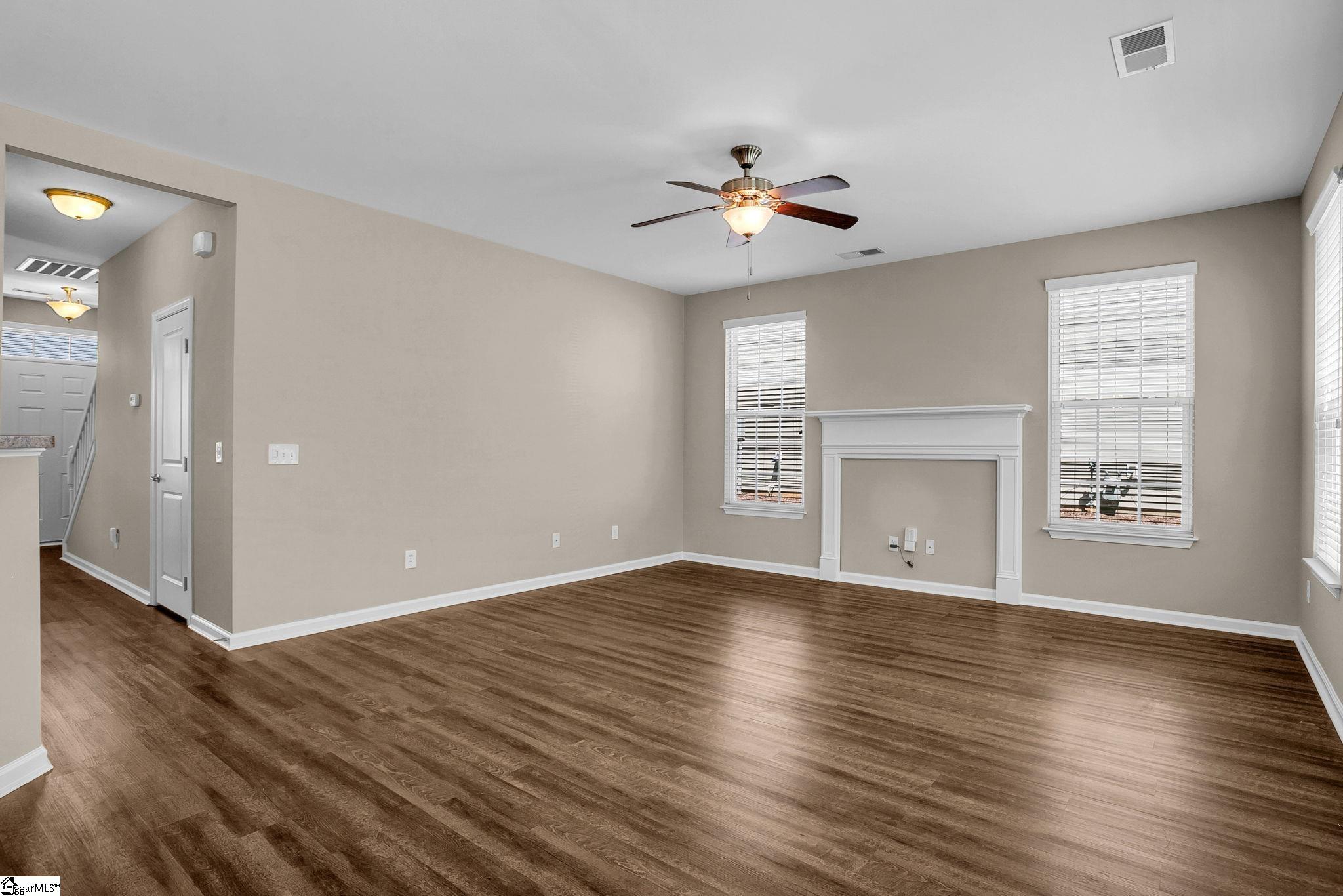 366 Juniper Bend Circle Property Photo 16