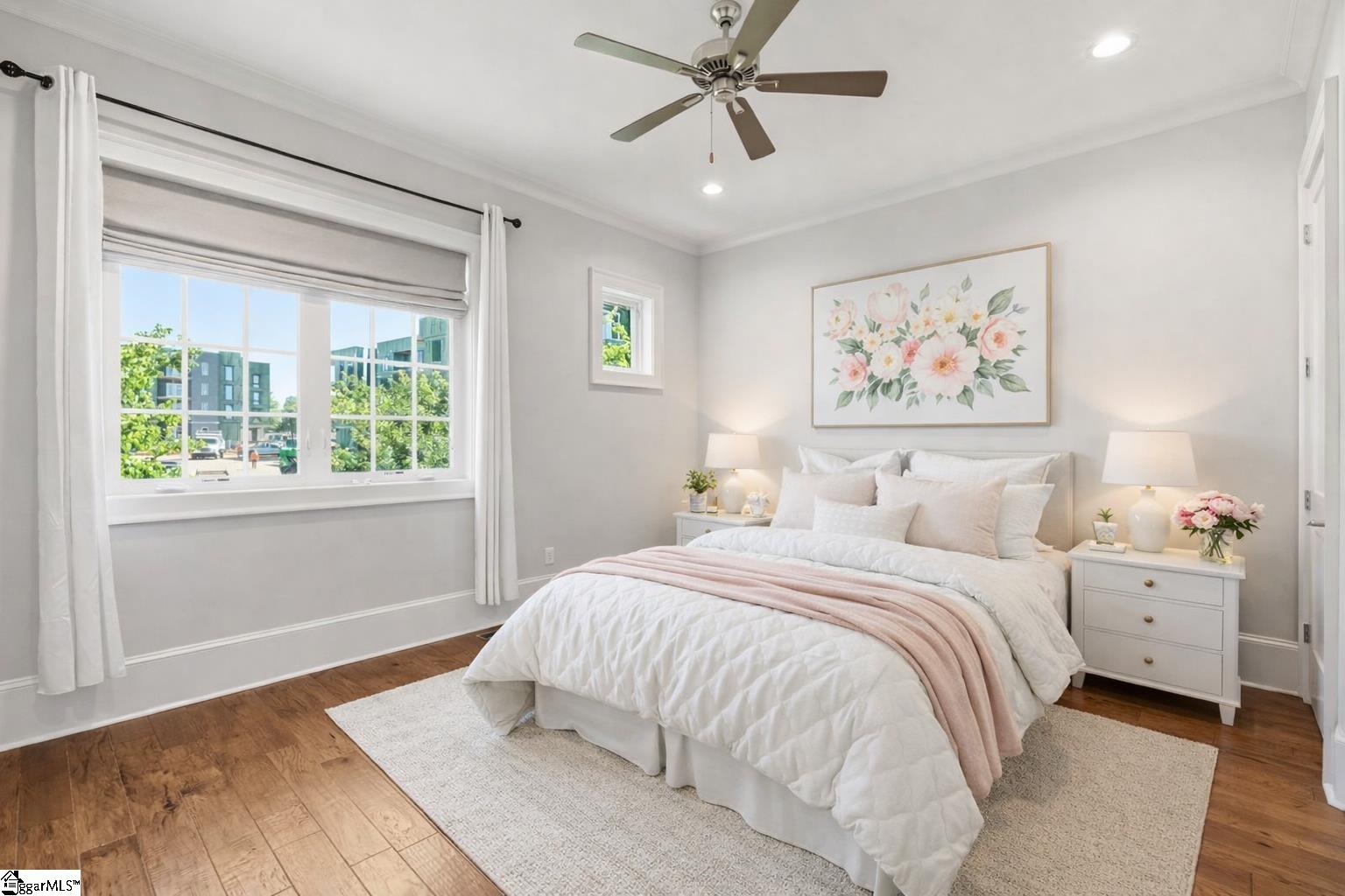 100 S Hudson Street Property Photo 28