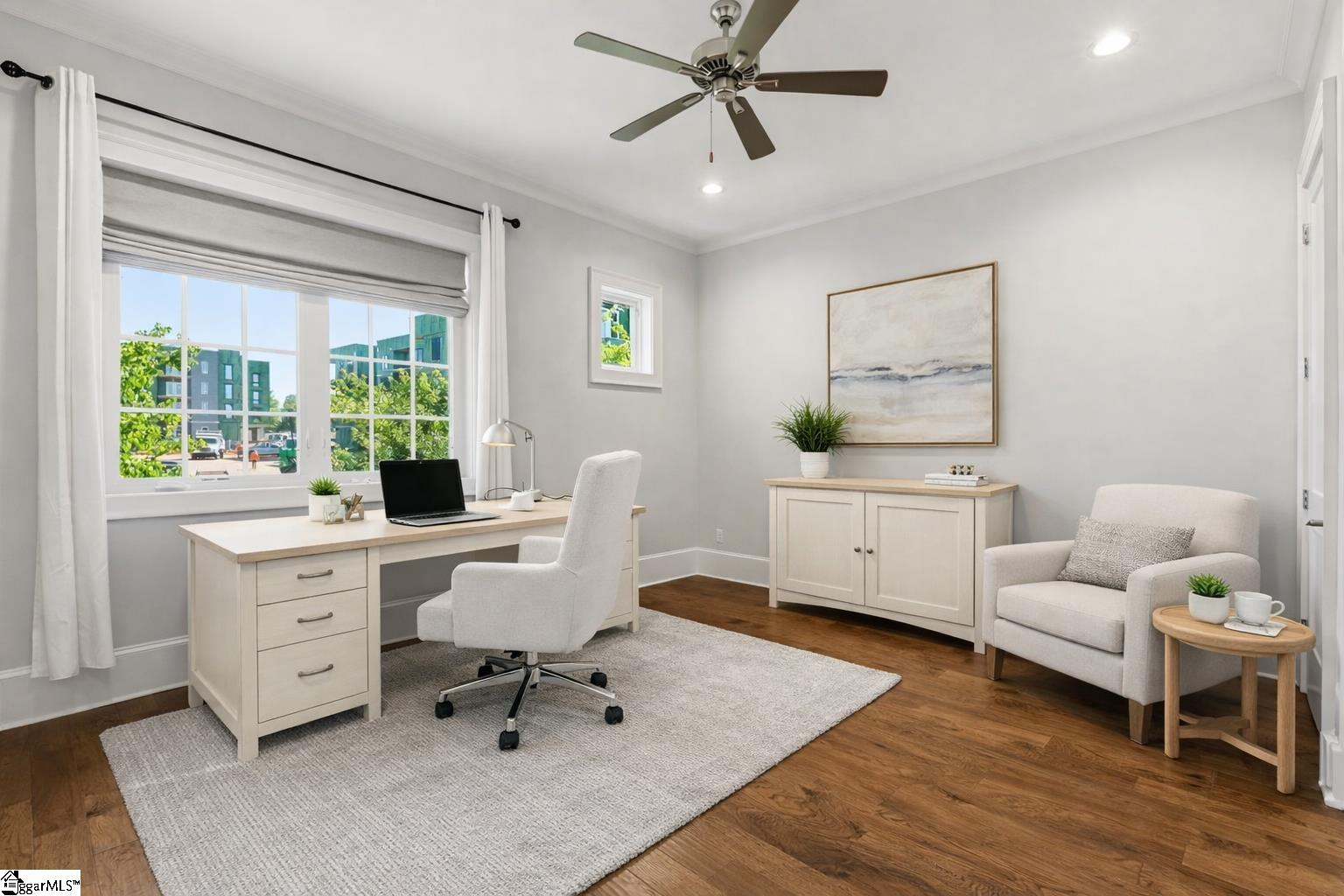 100 S Hudson Street Property Photo 29