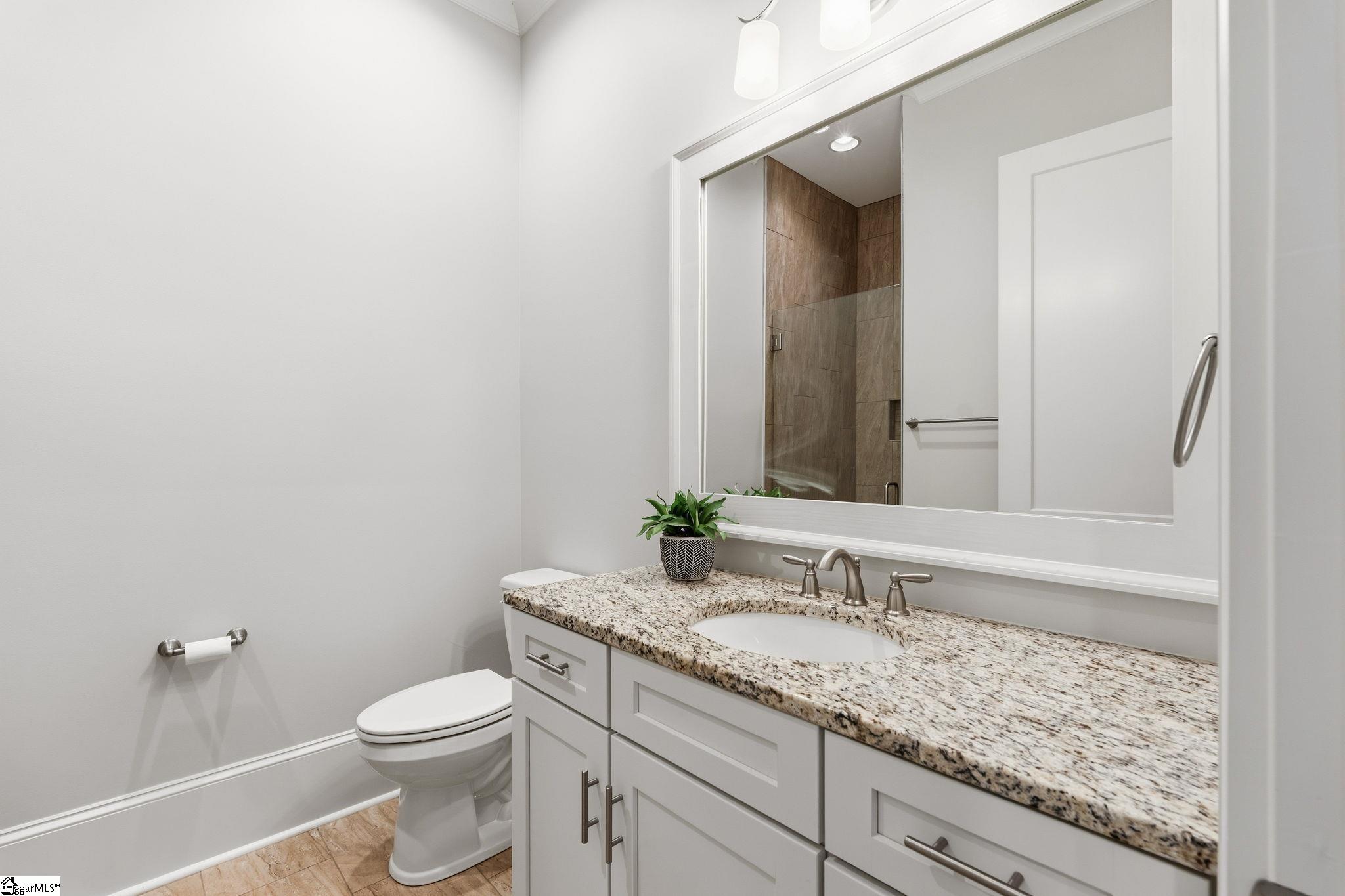 100 S Hudson Street Property Photo 30