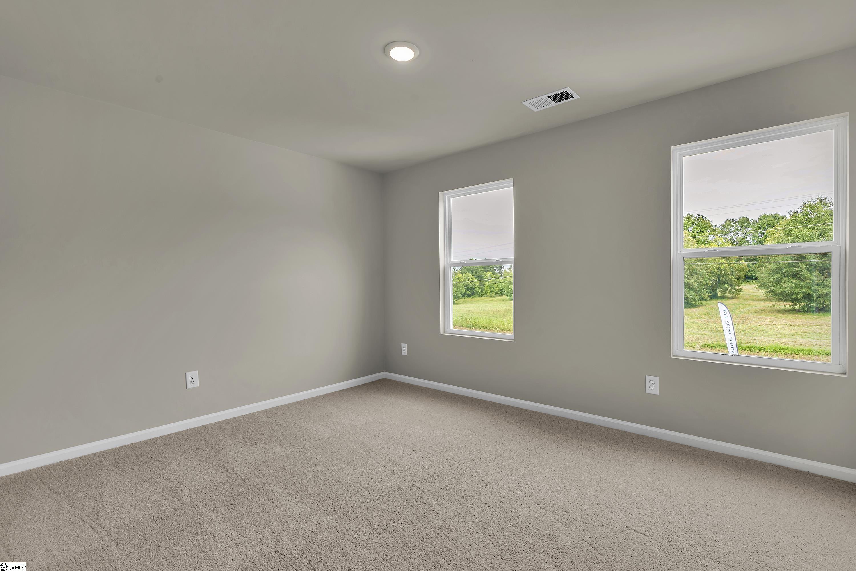 1295 N Highway 101 Property Photo 12