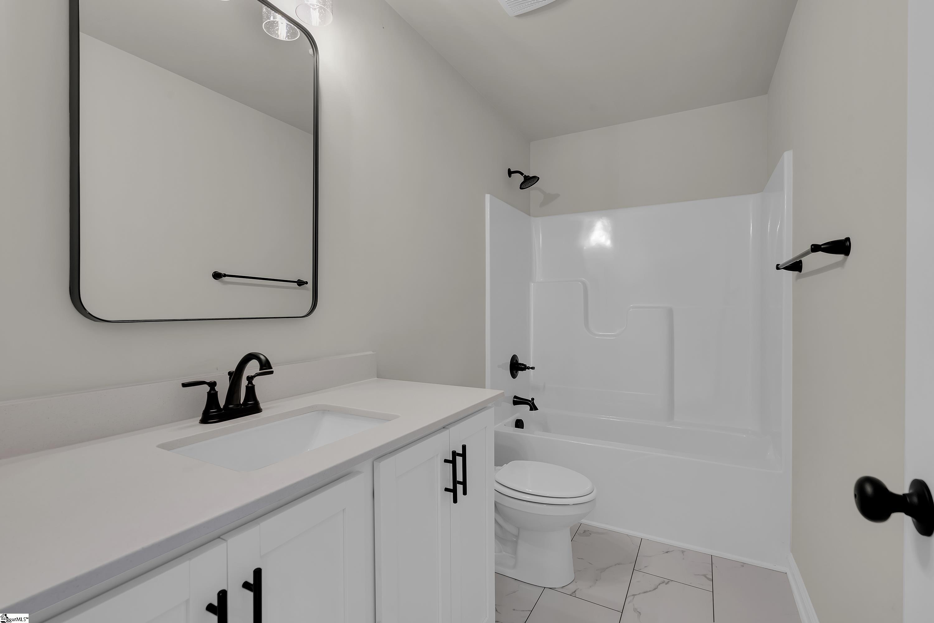 1295 N Highway 101 Property Photo 18