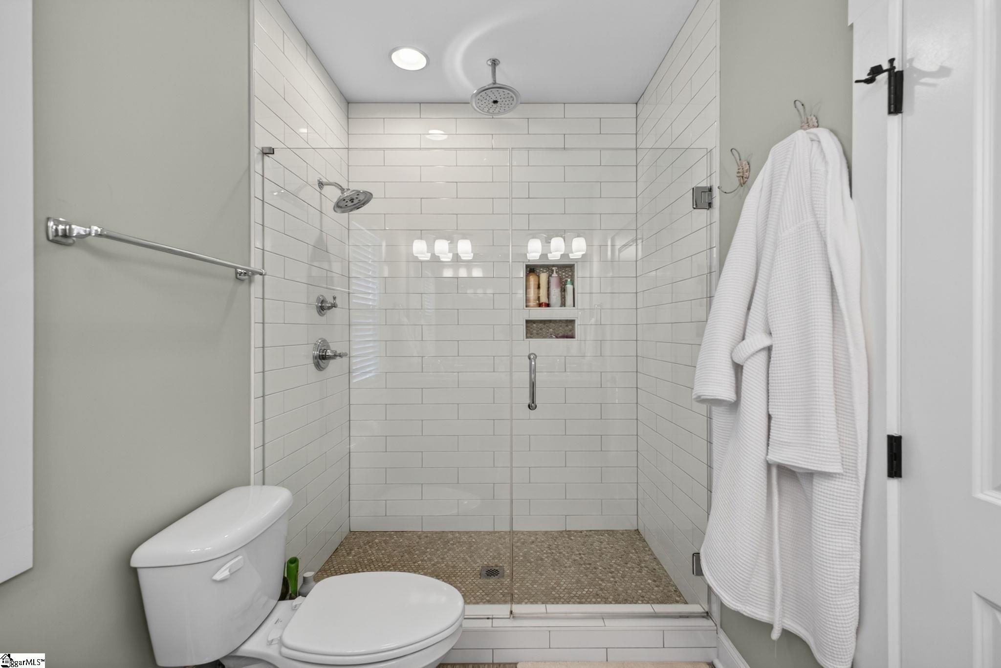 101 Pacific Avenue Property Photo 33