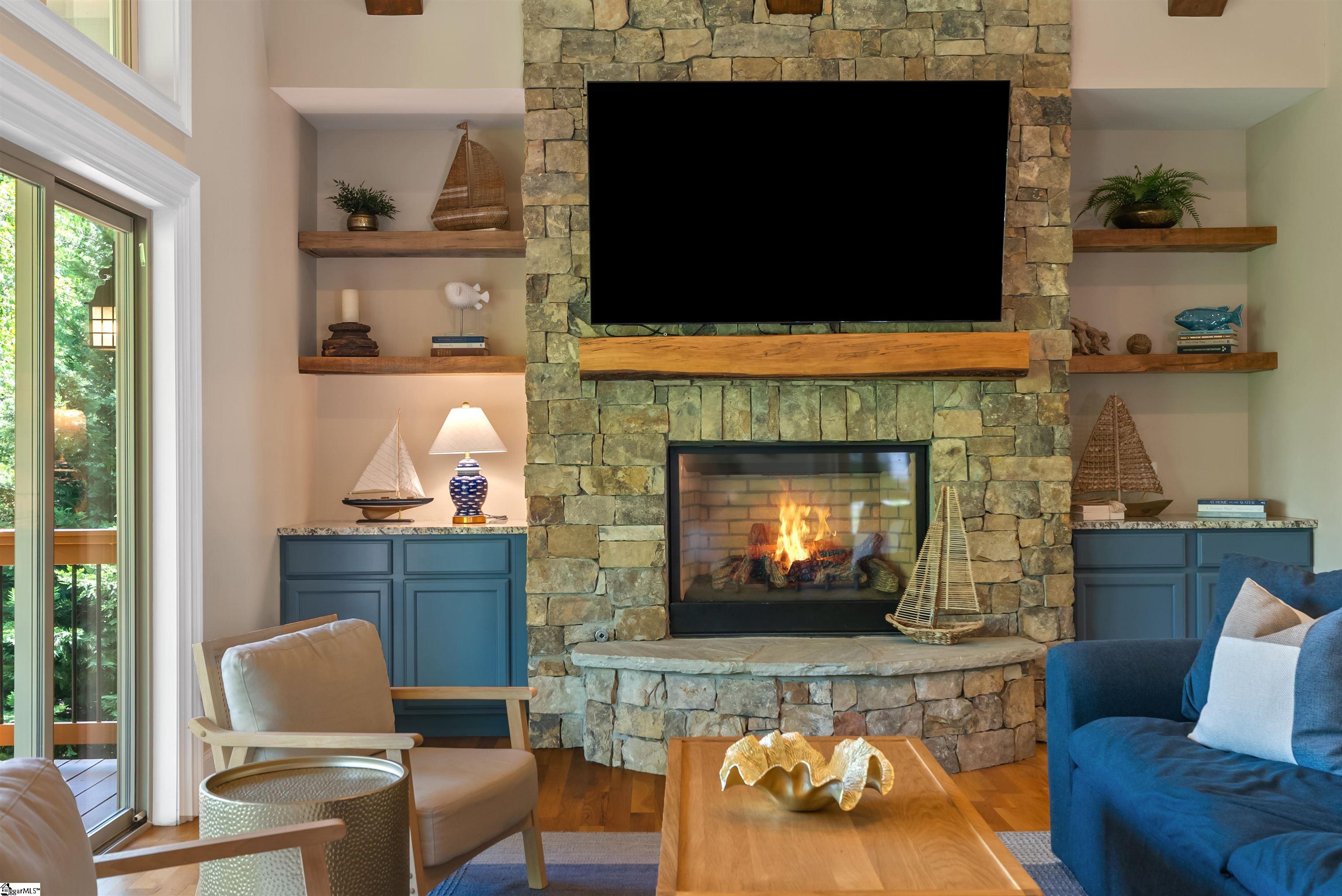 1590689 Property Photo 7
