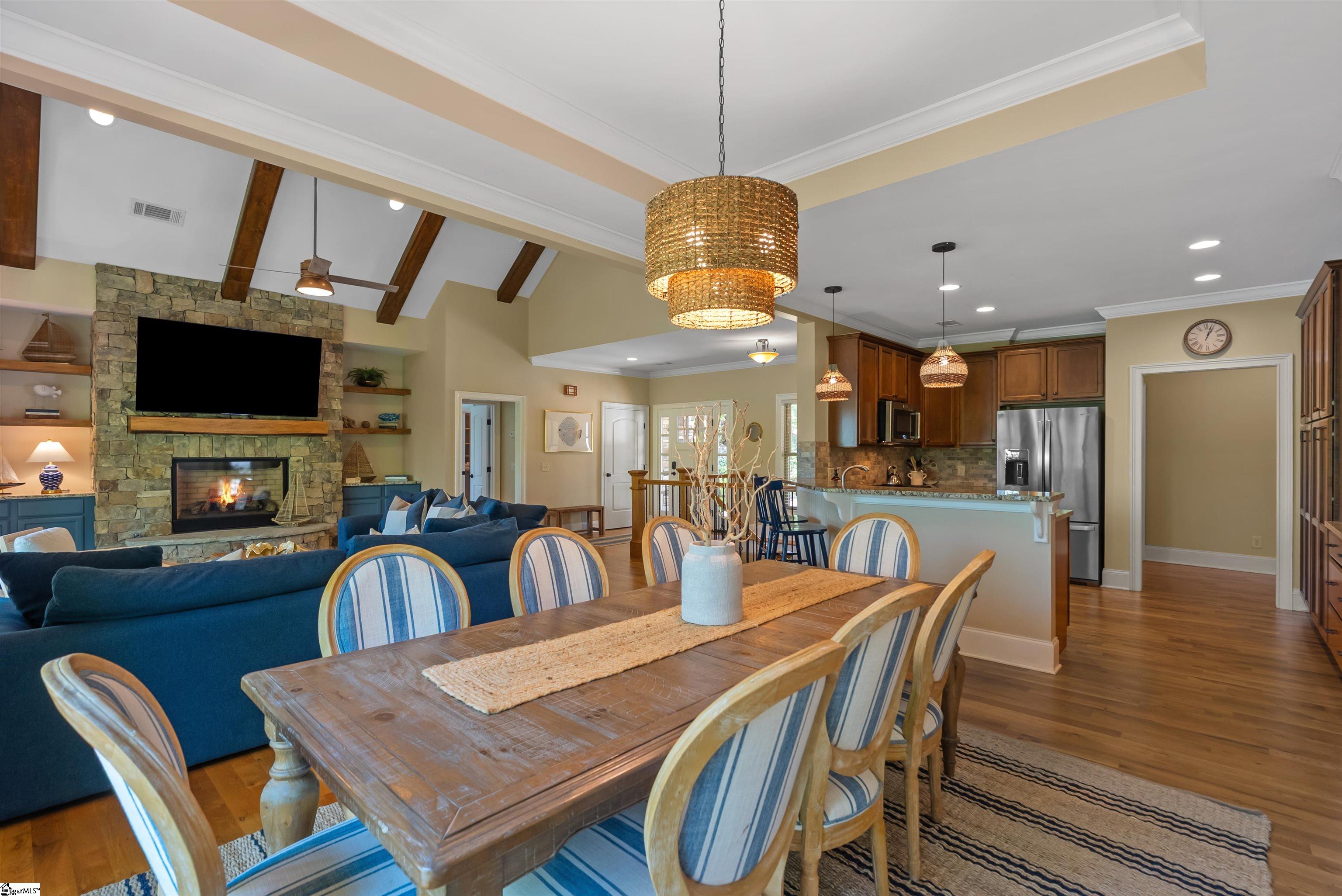1590689 Property Photo 8