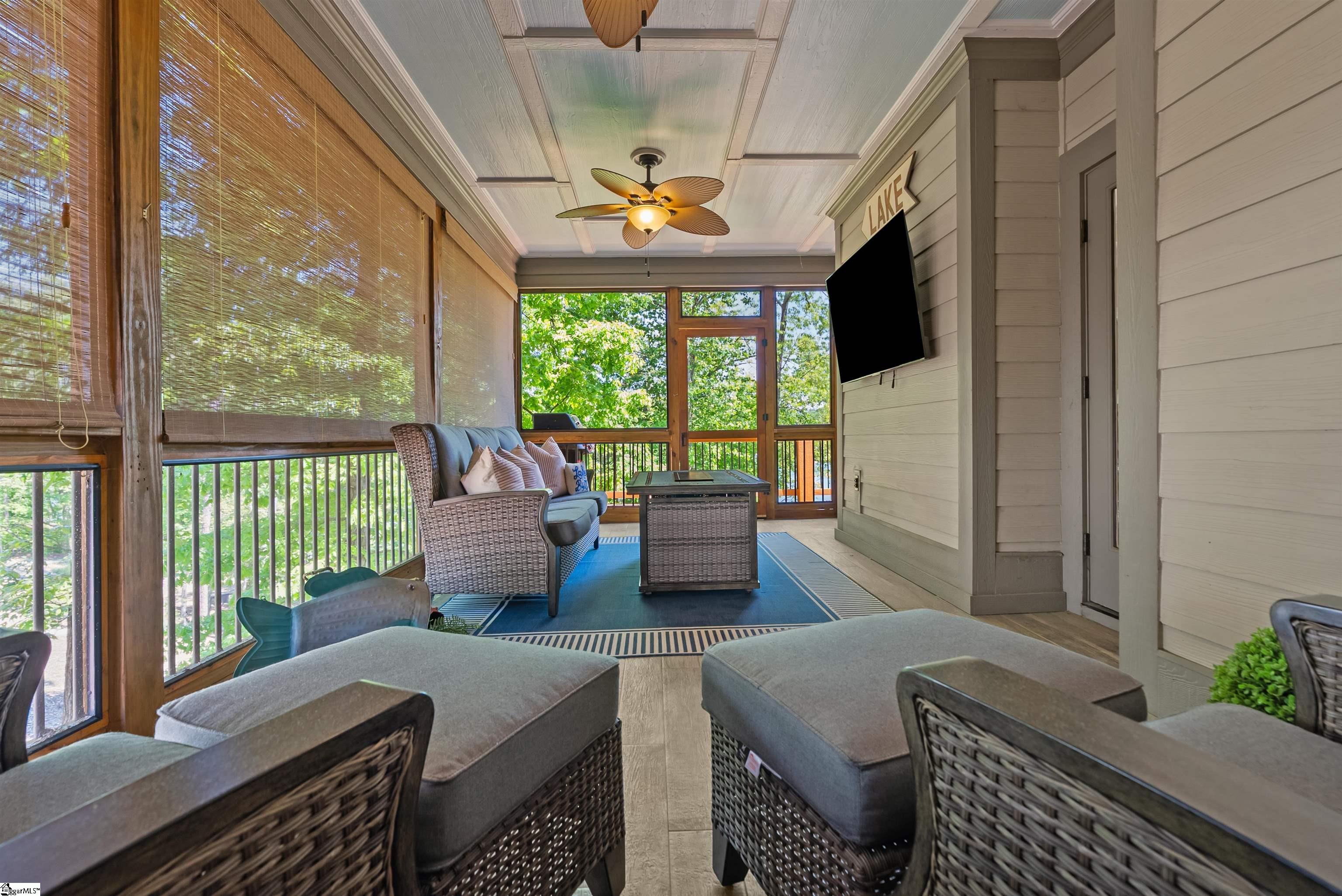 1590689 Property Photo 14