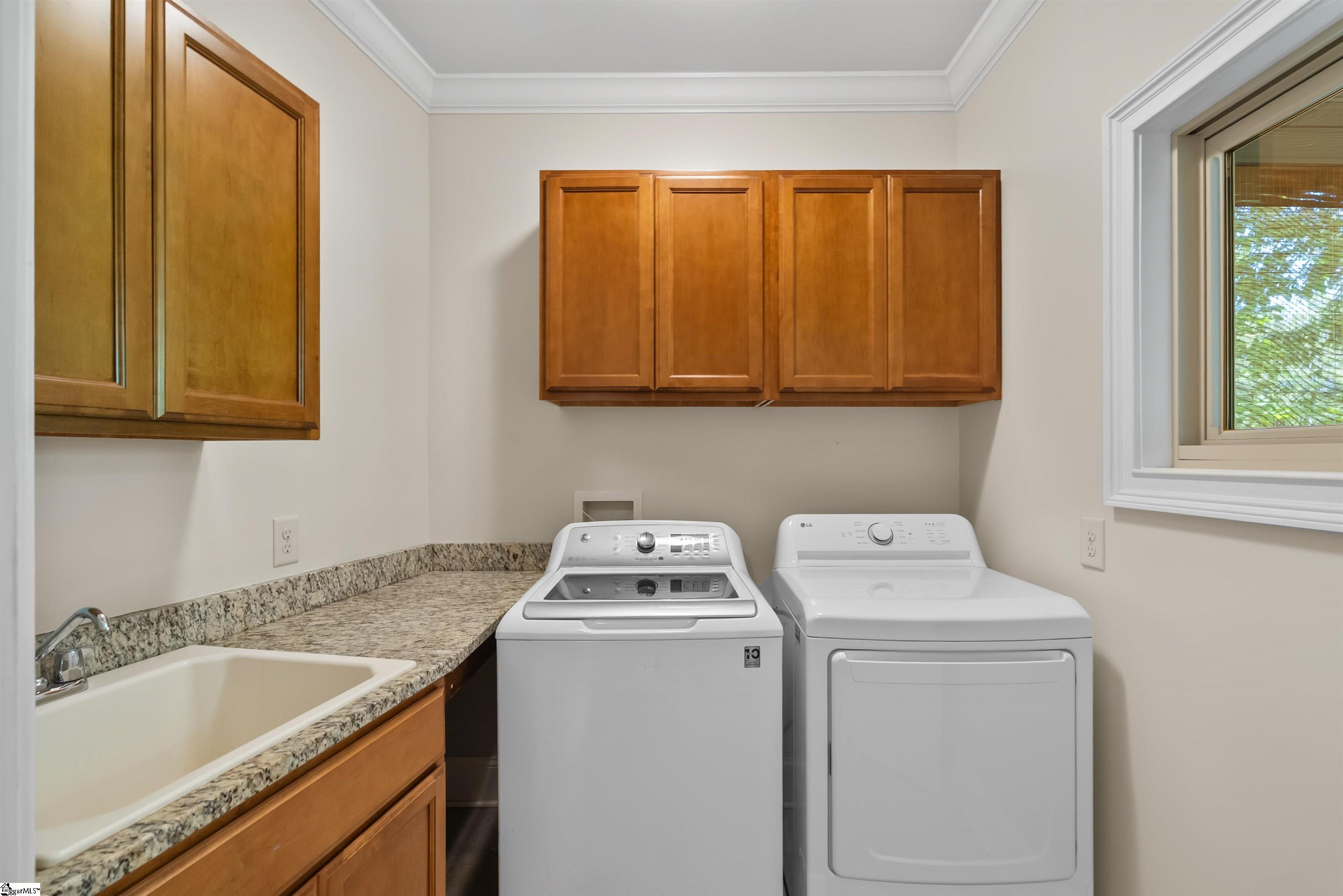 1590689 Property Photo 29