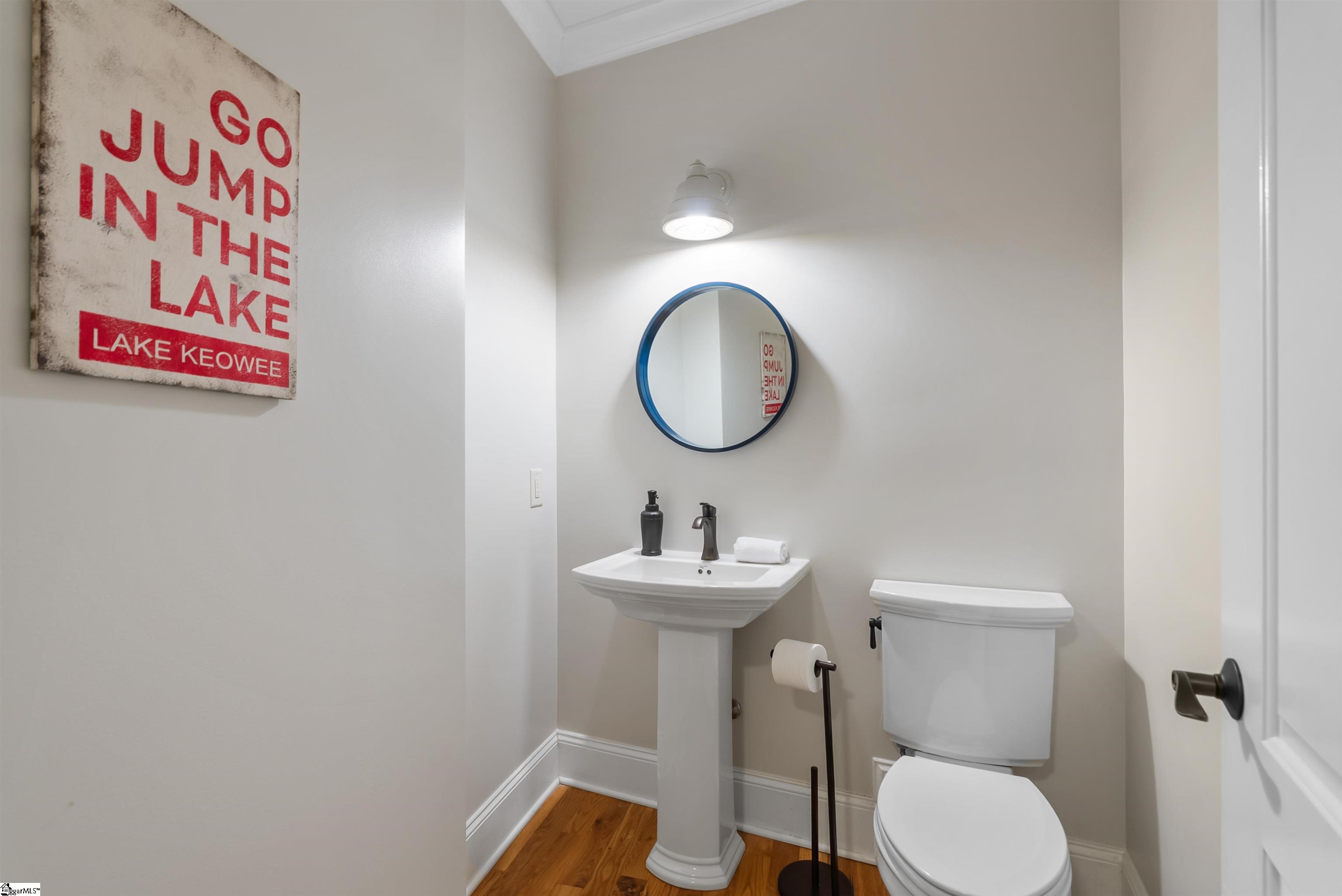 1590689 Property Photo 30