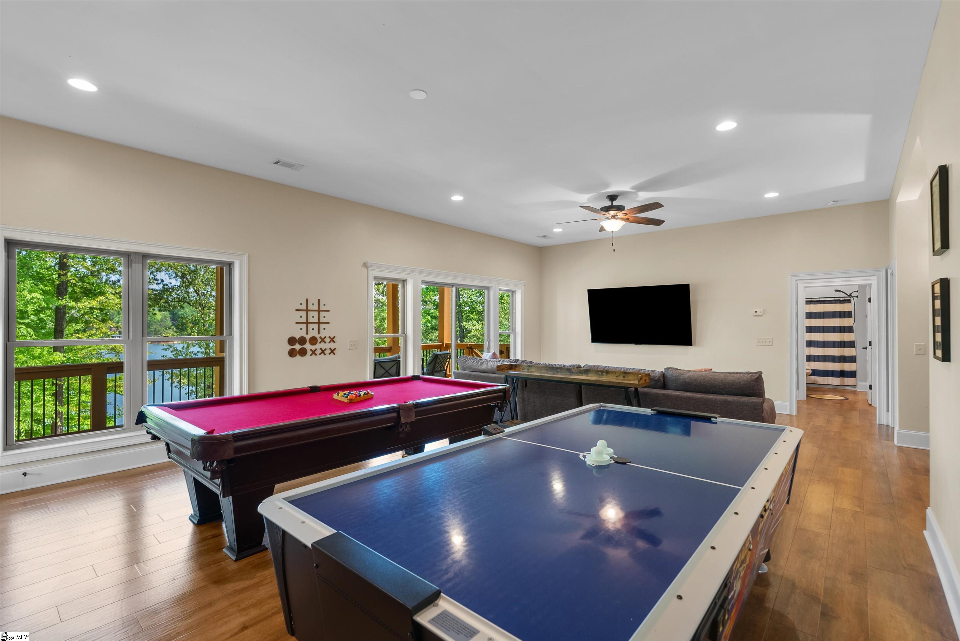 1590689 Property Photo 31