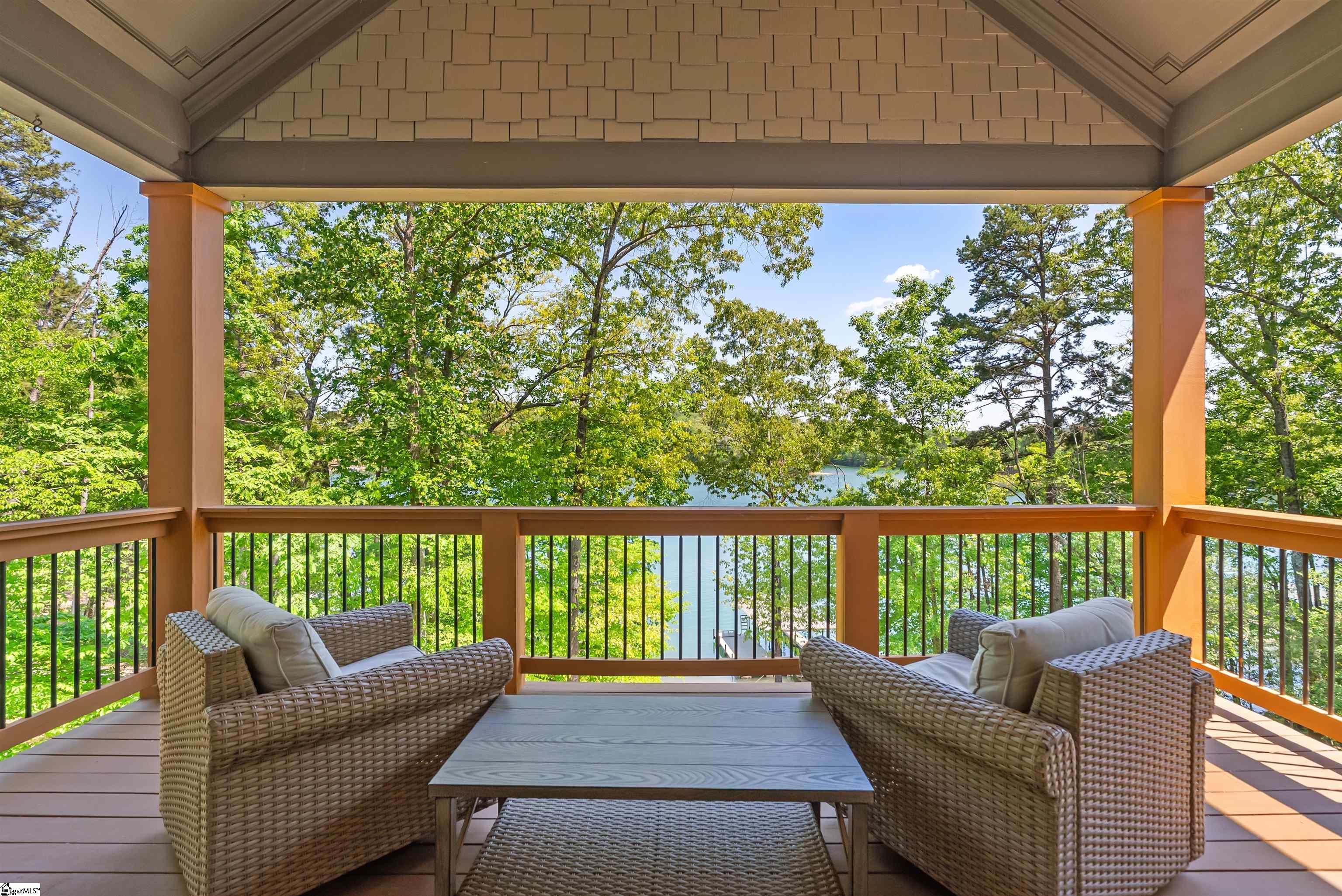 1590689 Property Photo 33