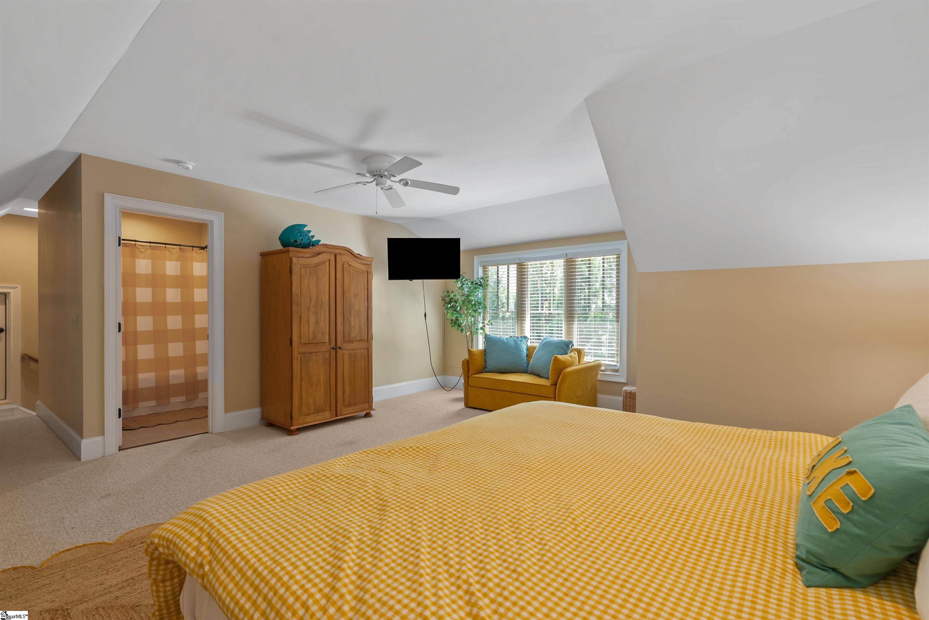1590689 Property Photo 45