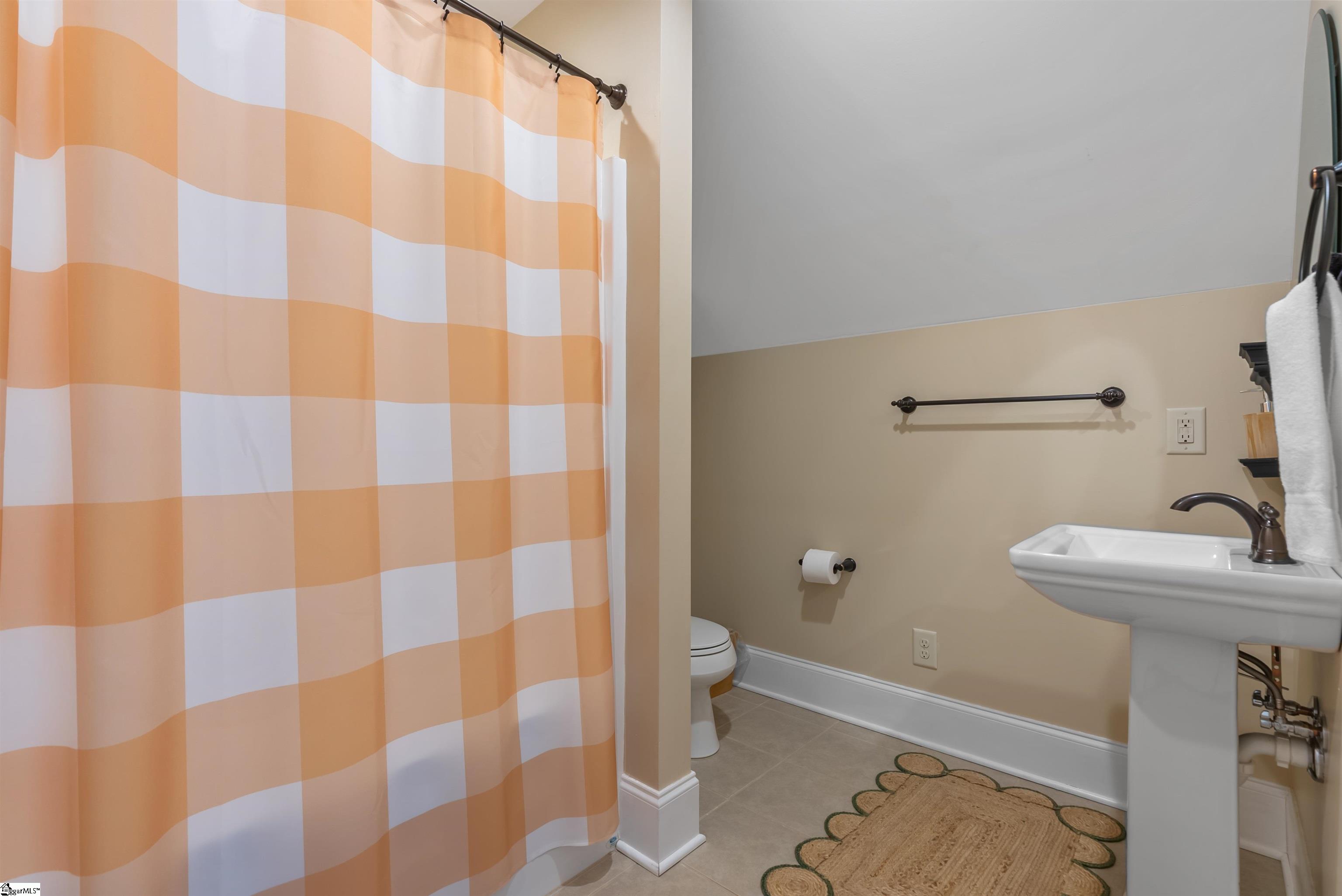 1590689 Property Photo 46
