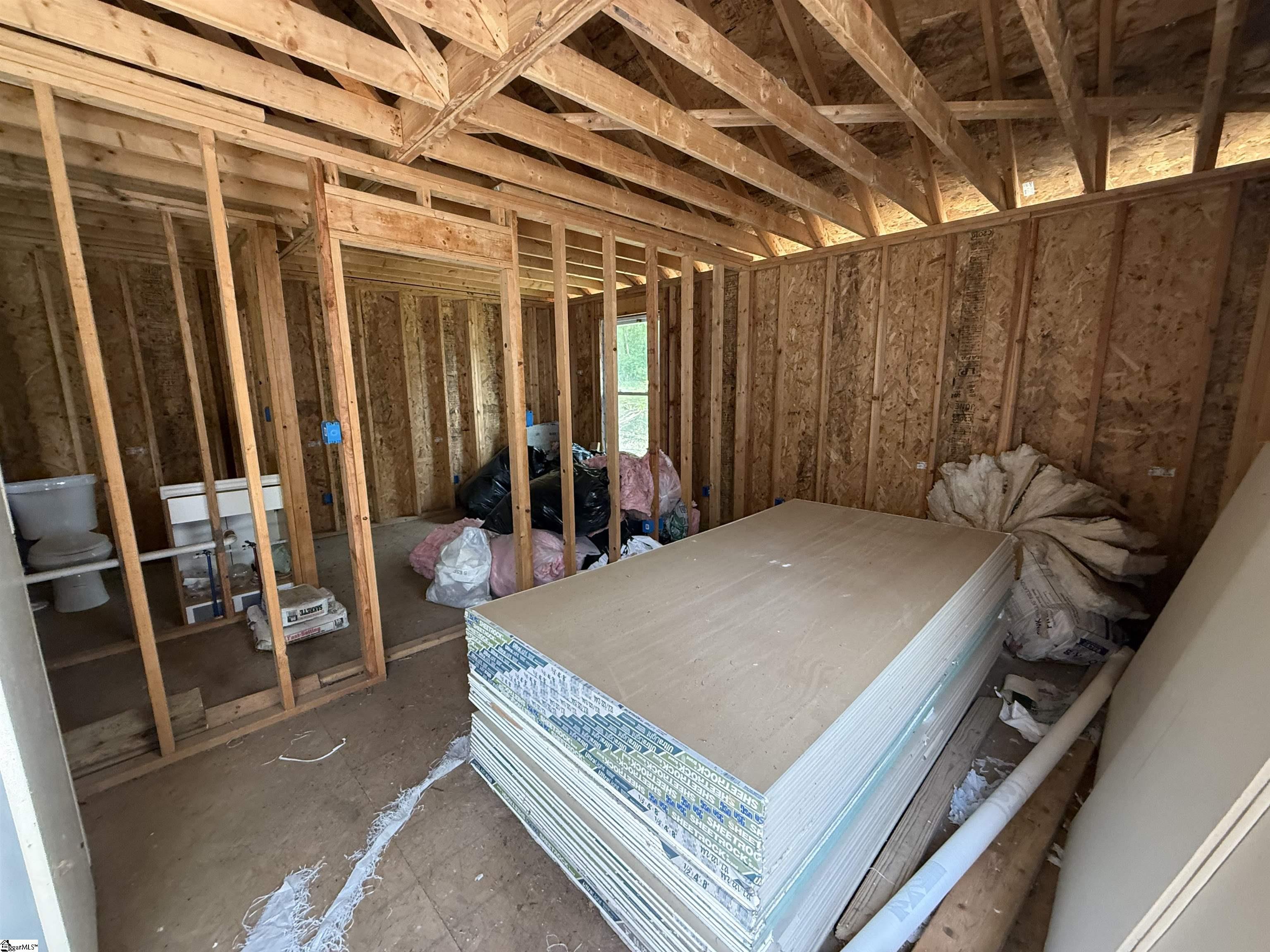 318 Cora Street Property Photo 5