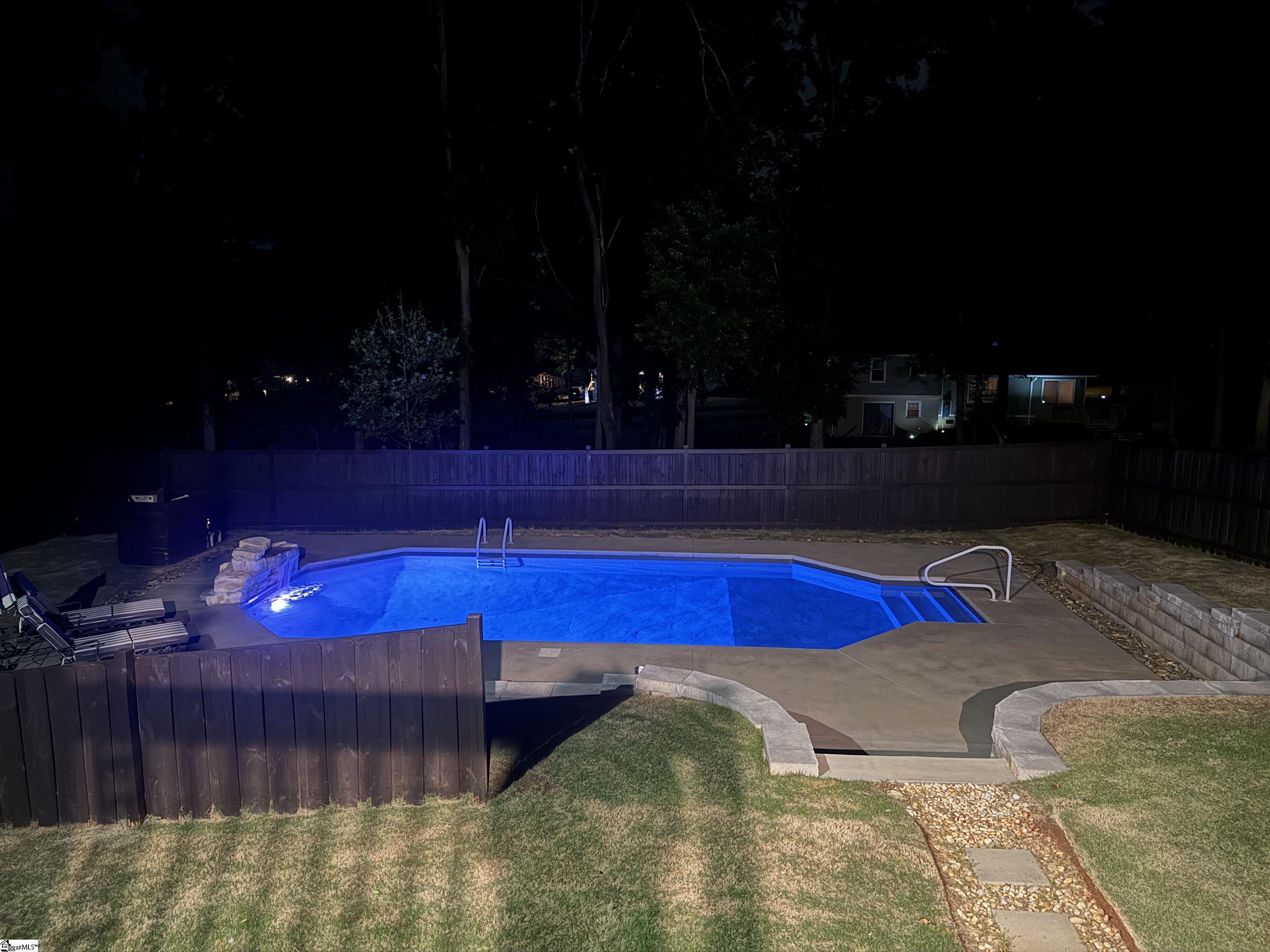 805 Marion Street Property Photo 5