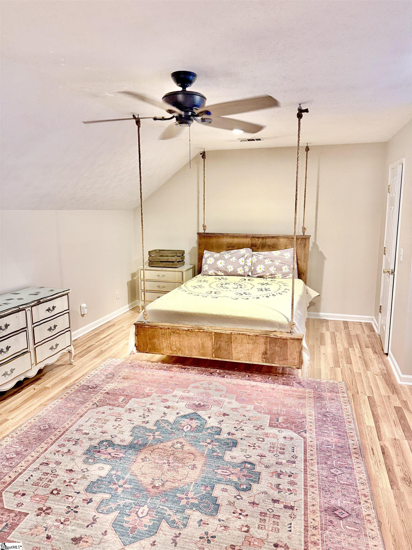 805 Marion Street Property Photo 10