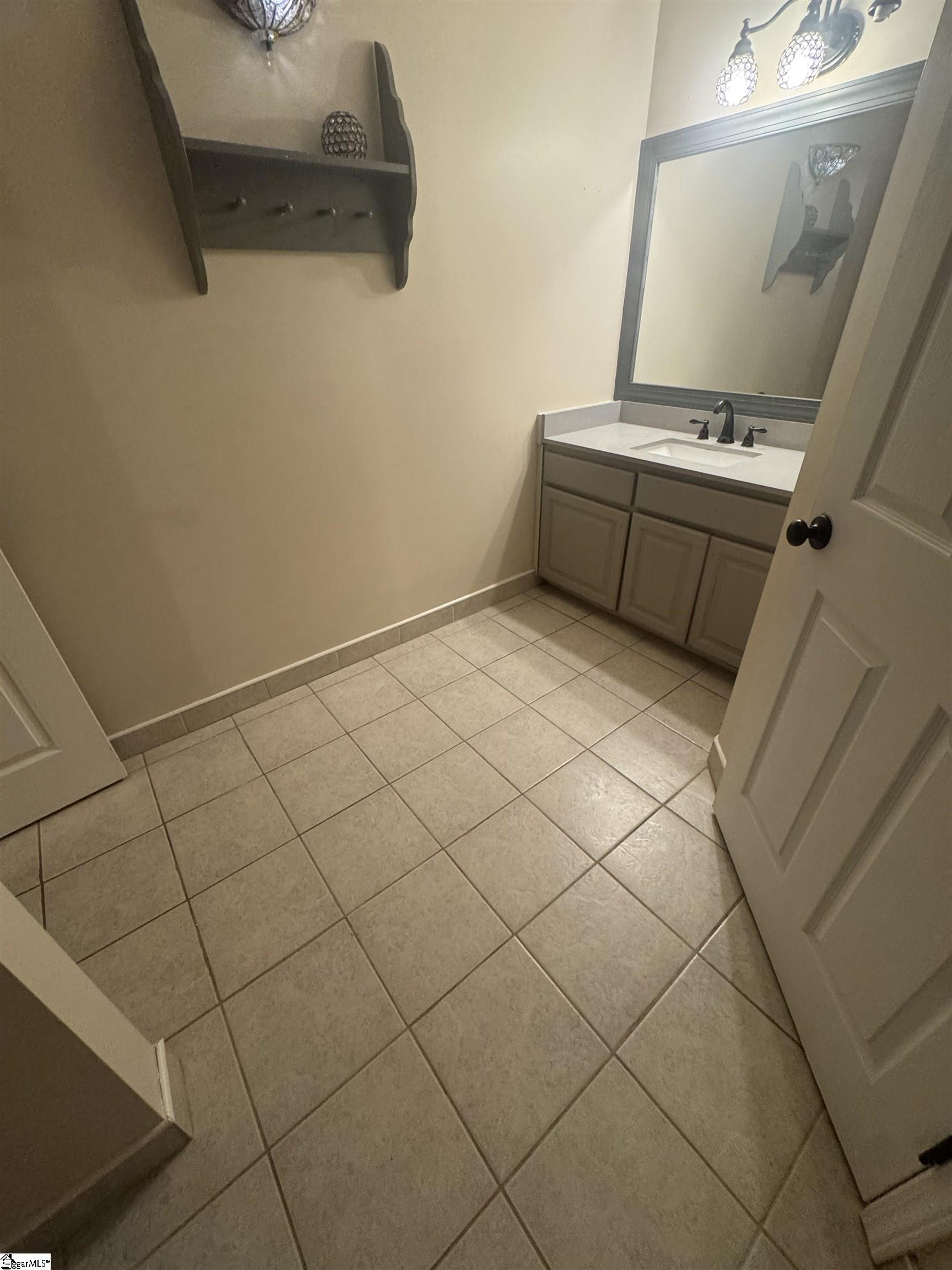 805 Marion Street Property Photo 20