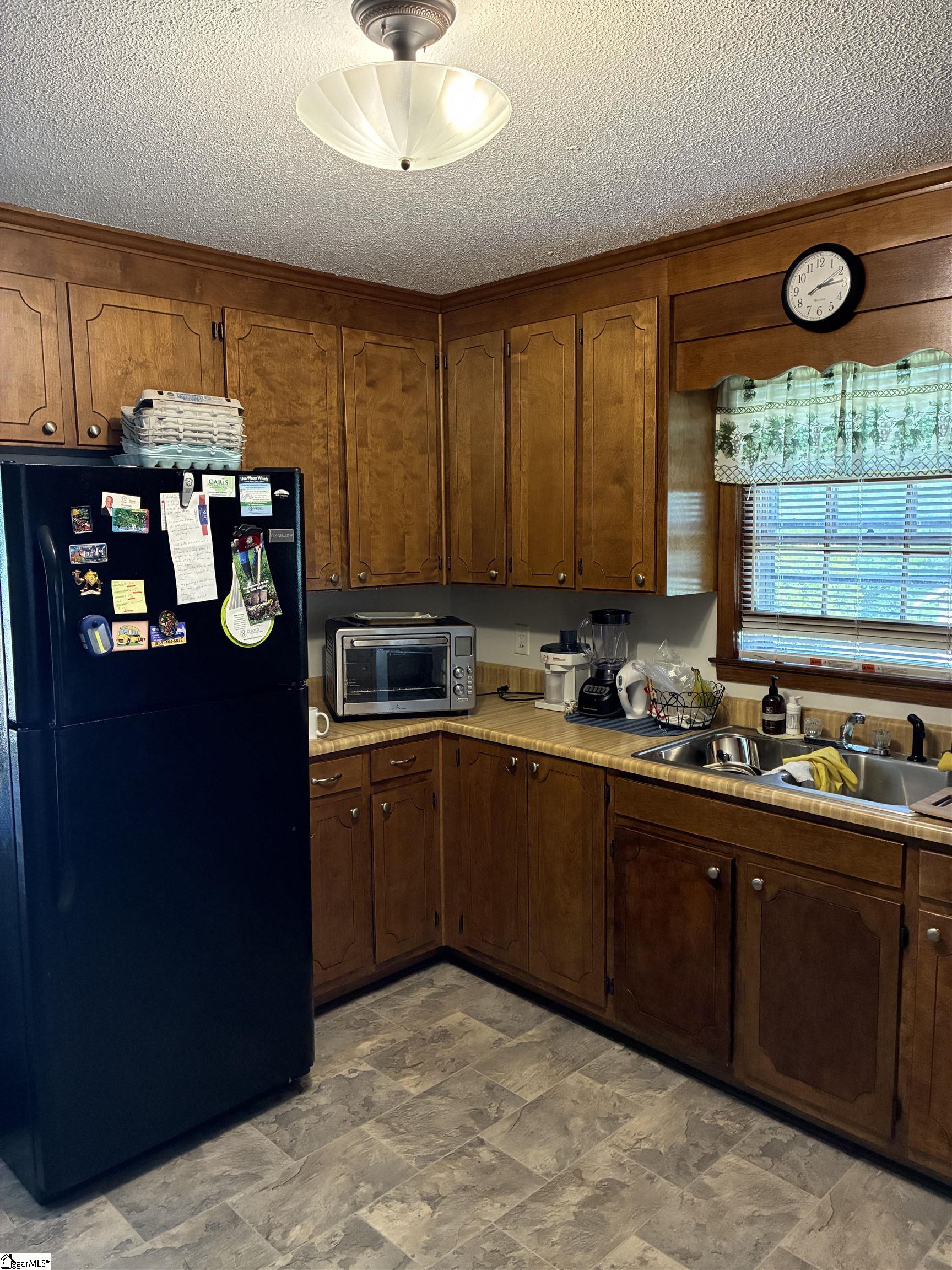 308 N Adair Street Property Photo 4