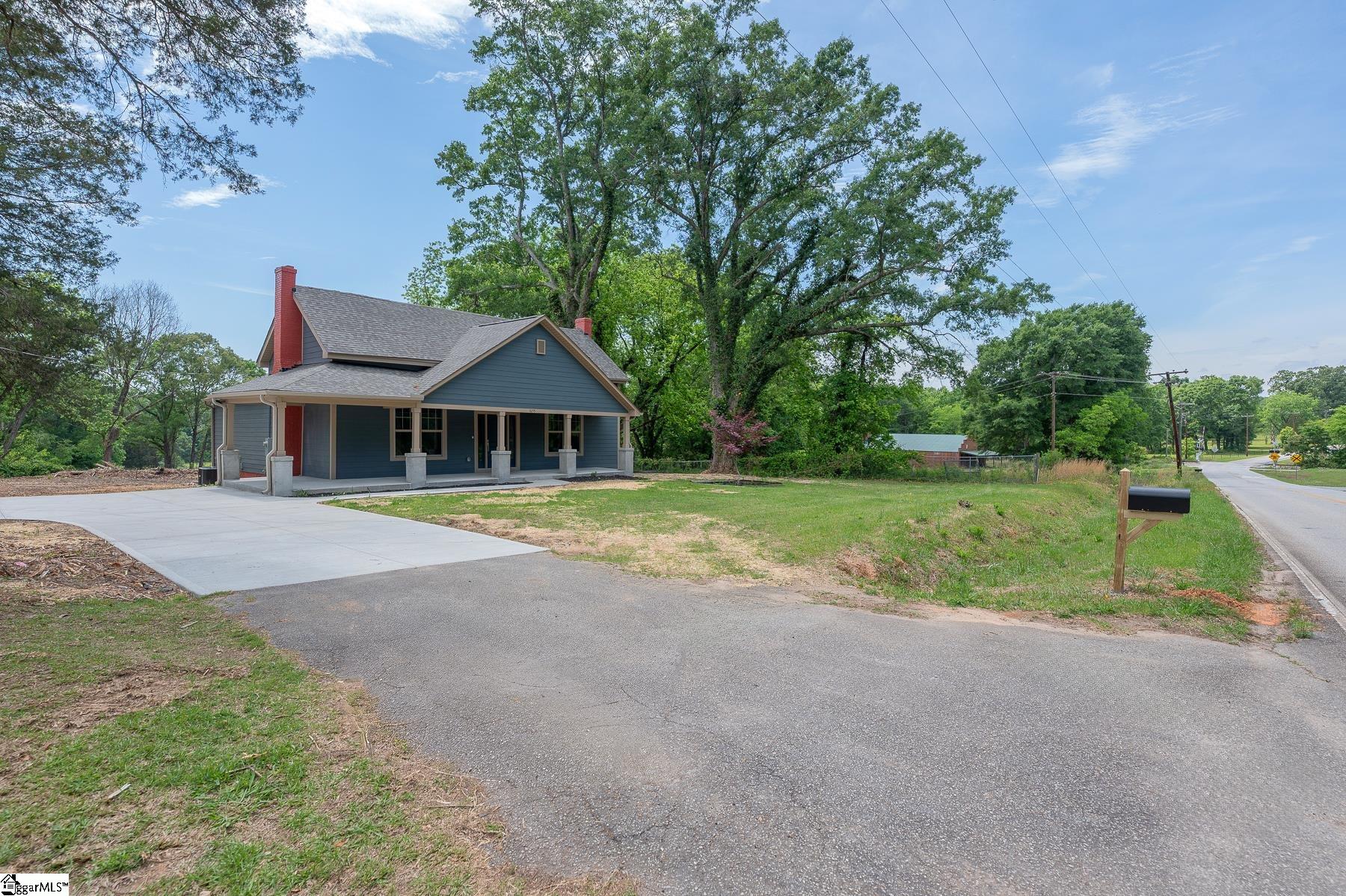 1655 Old Switzer Road Property Photo 3