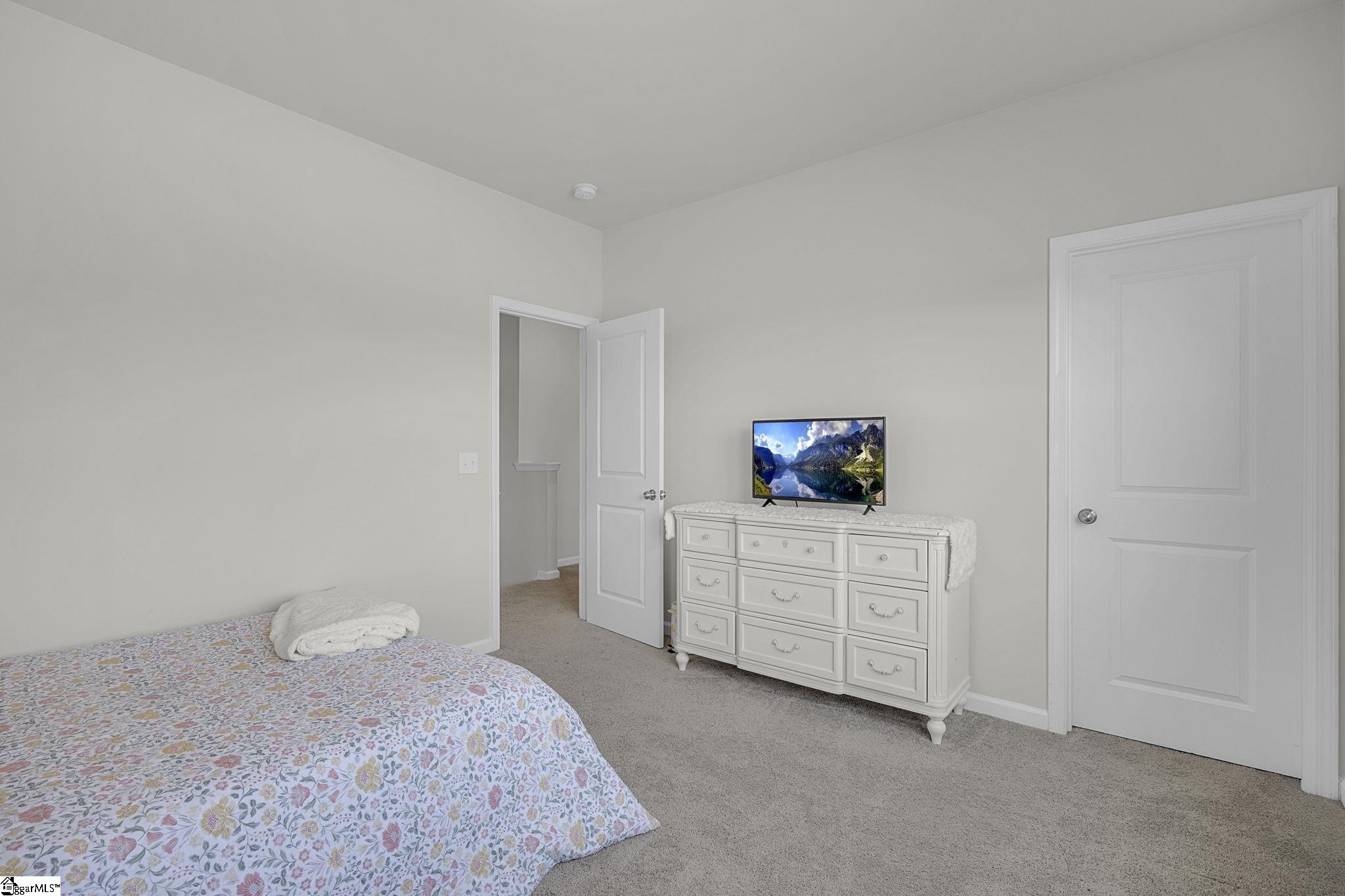 706 Isleworth Lane Property Photo 18