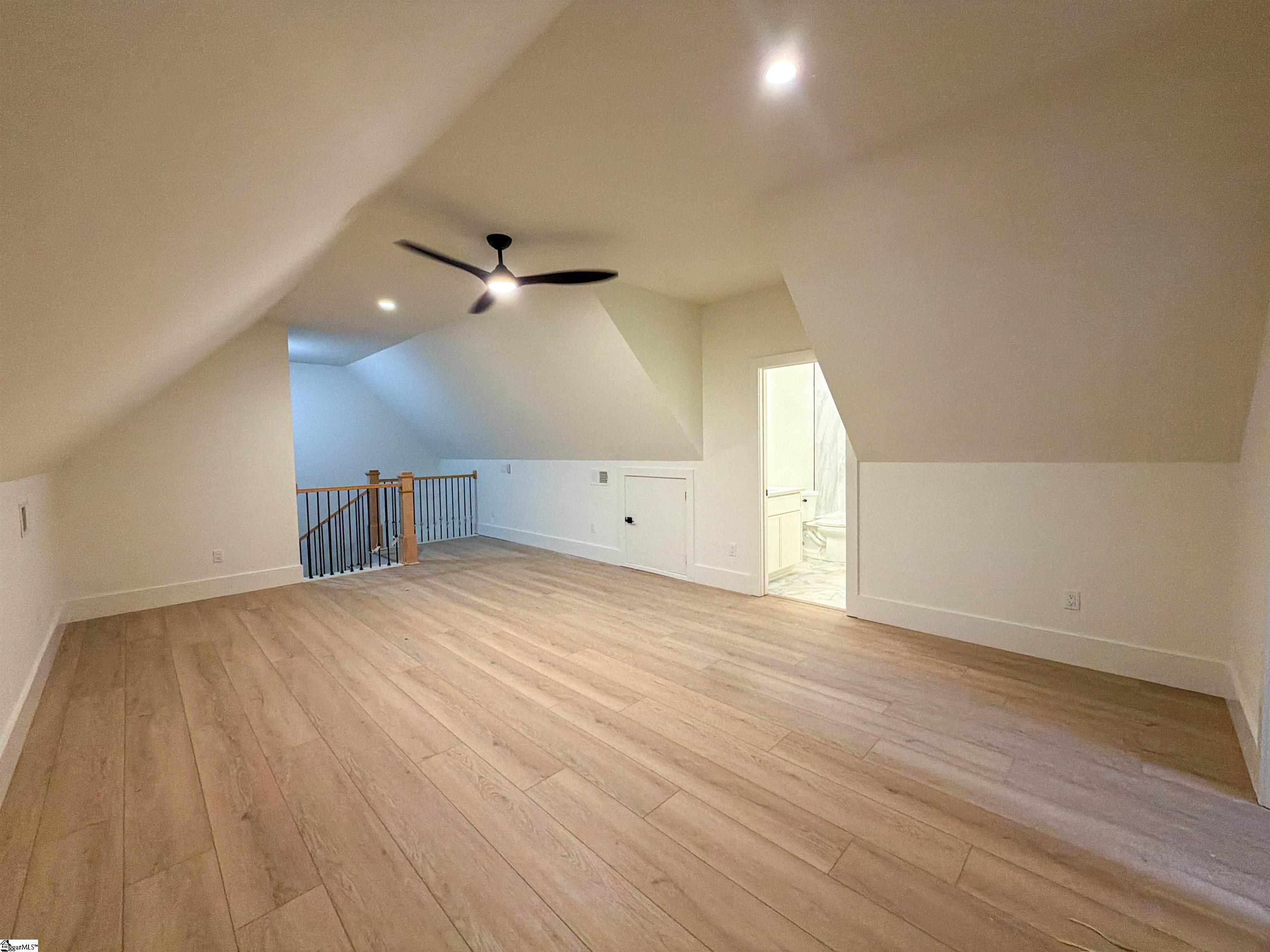 9 Martin Road Property Photo 32
