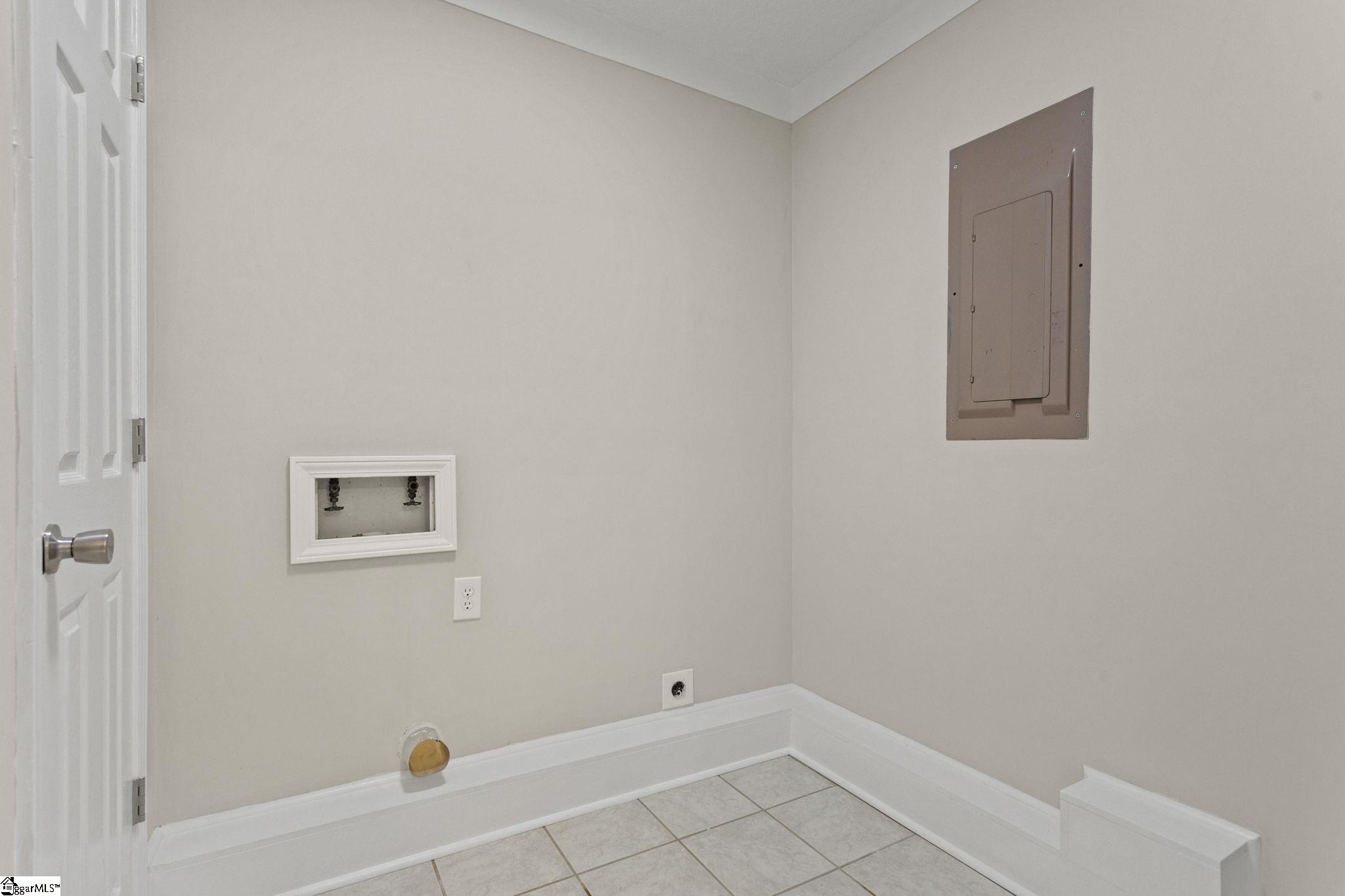 211 Old Towne Road Property Photo 27