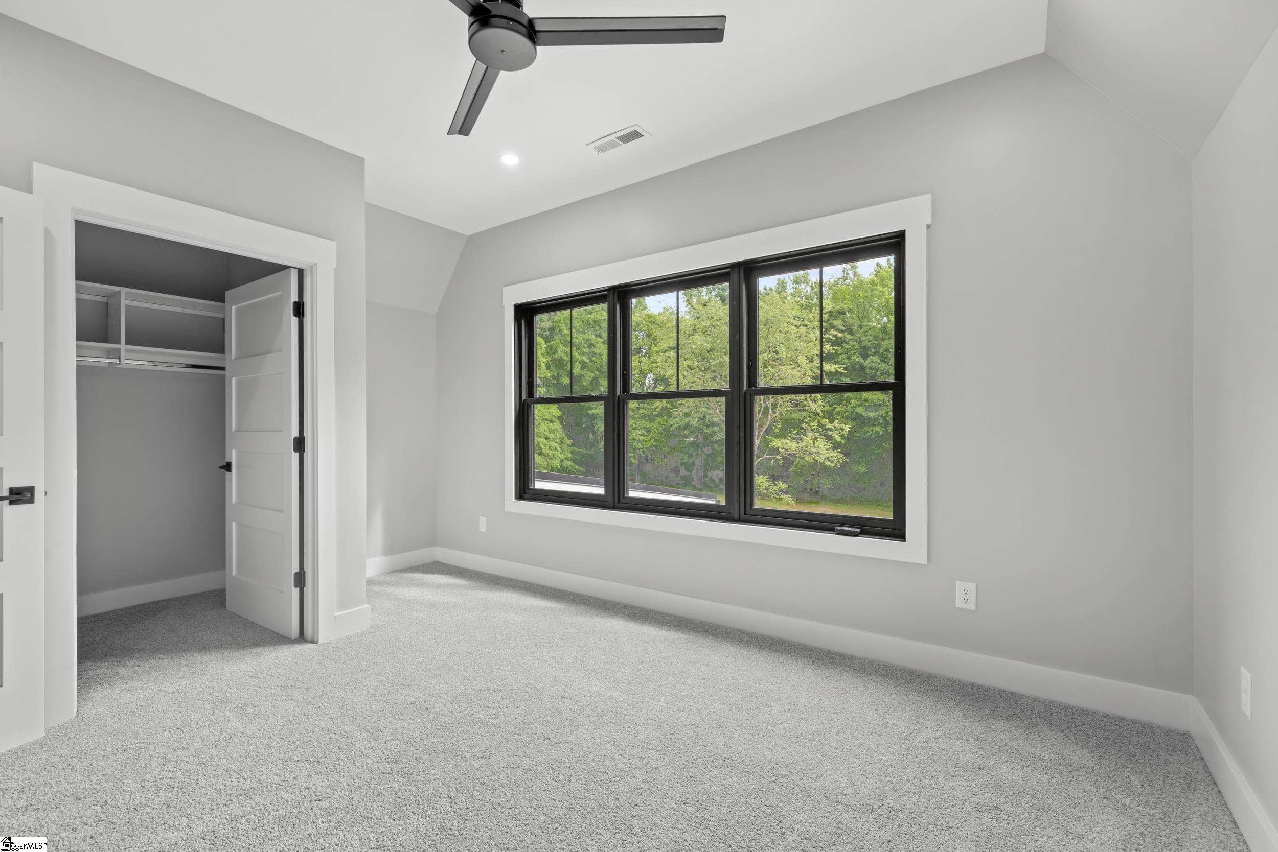 1029 Berkeley Drive Property Photo 24