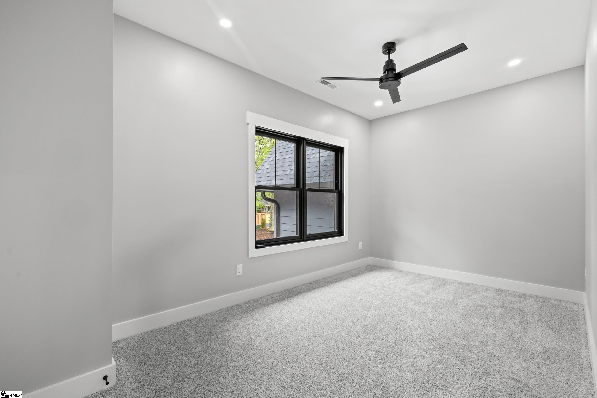 1029 Berkeley Drive Property Photo 25