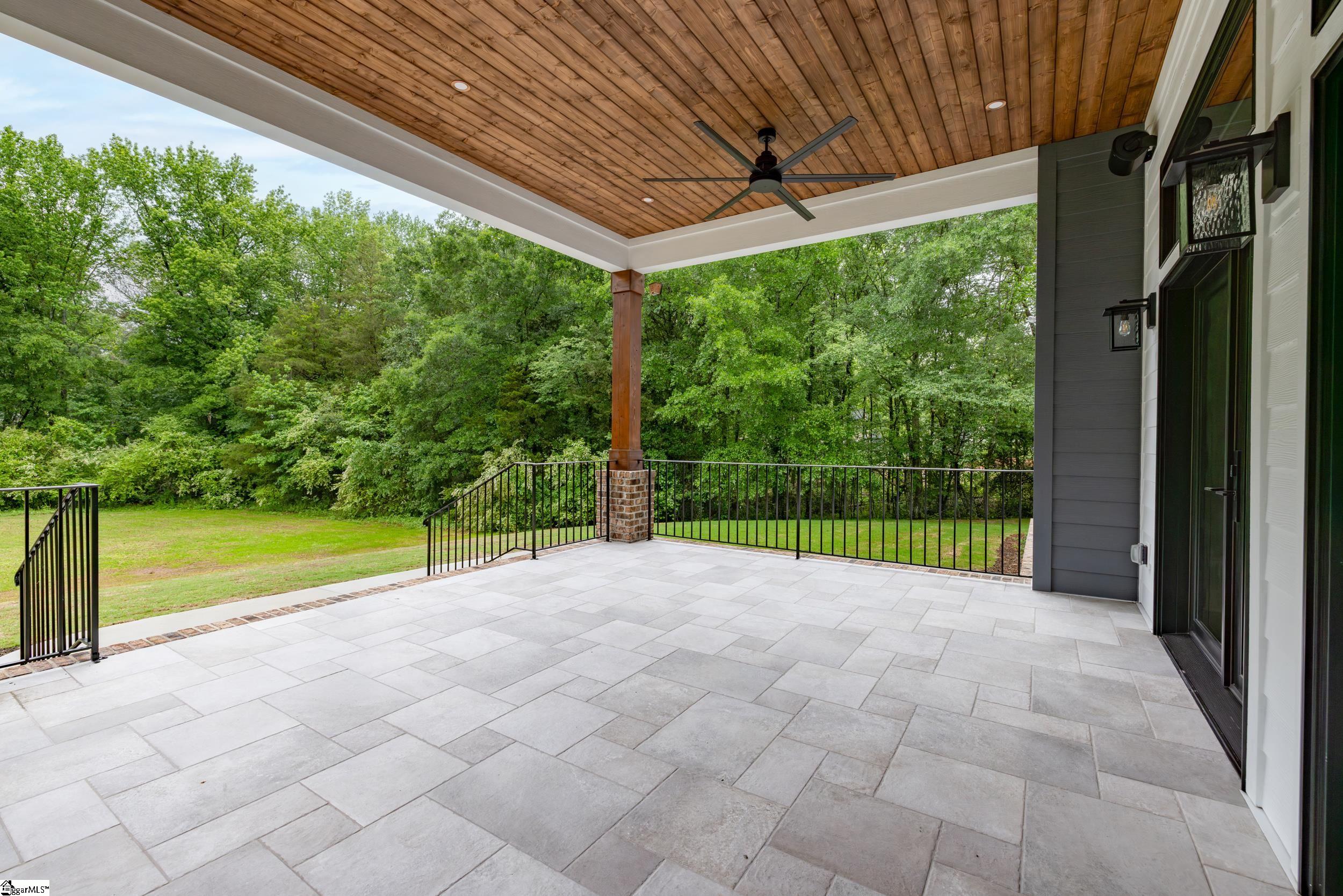 1029 Berkeley Drive Property Photo 29