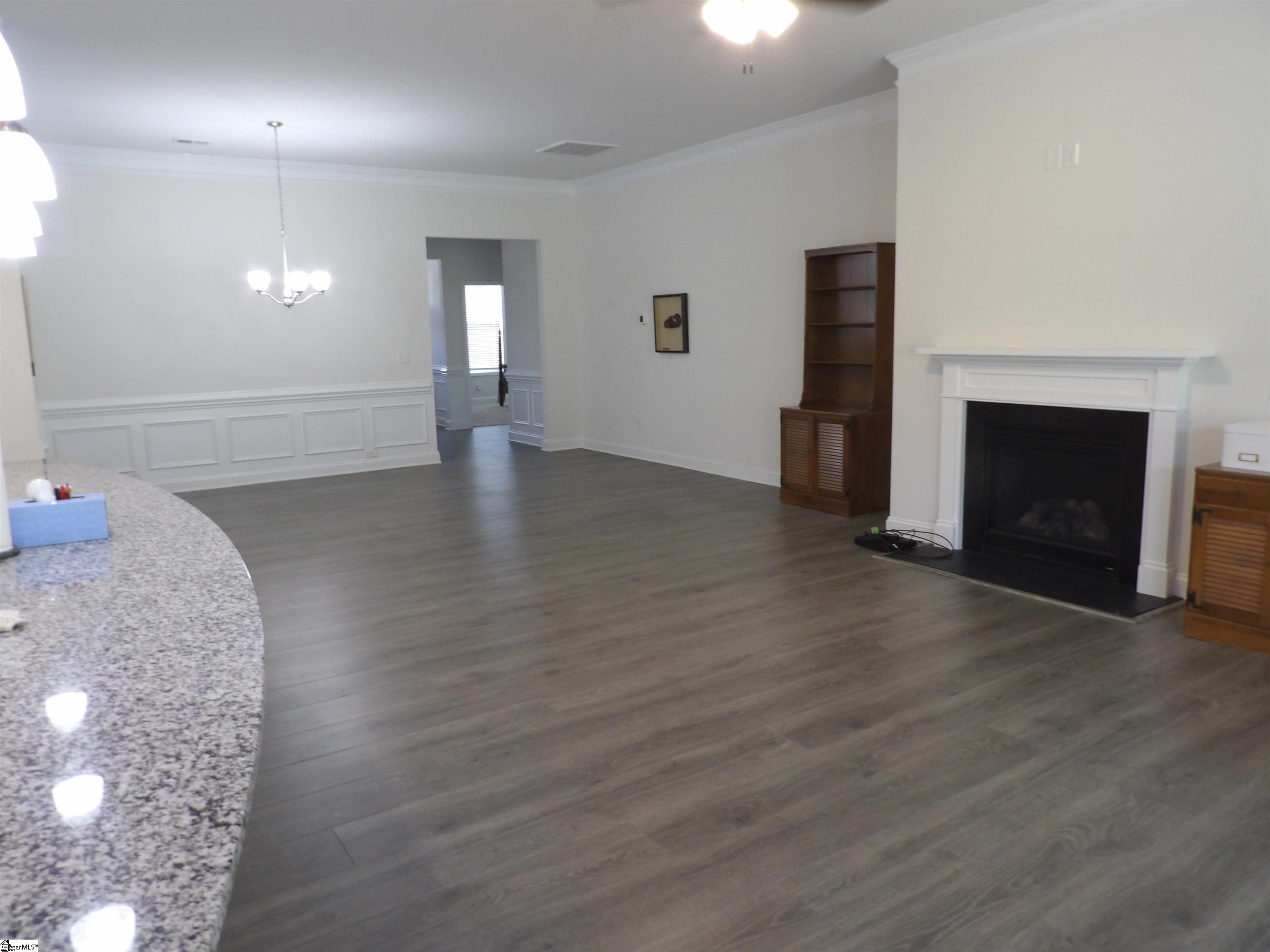 606 Fern Hollow Trail Property Photo 16