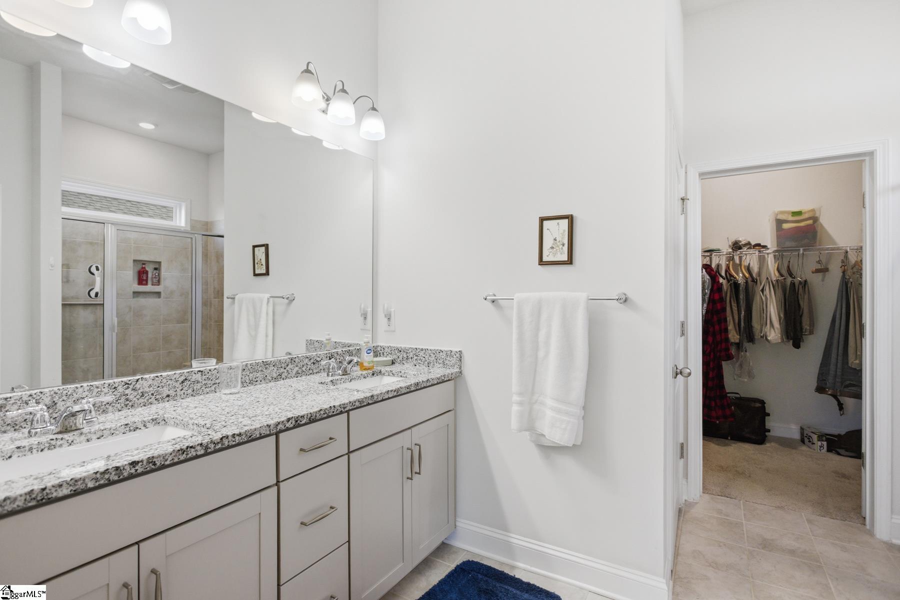 606 Fern Hollow Trail Property Photo 33