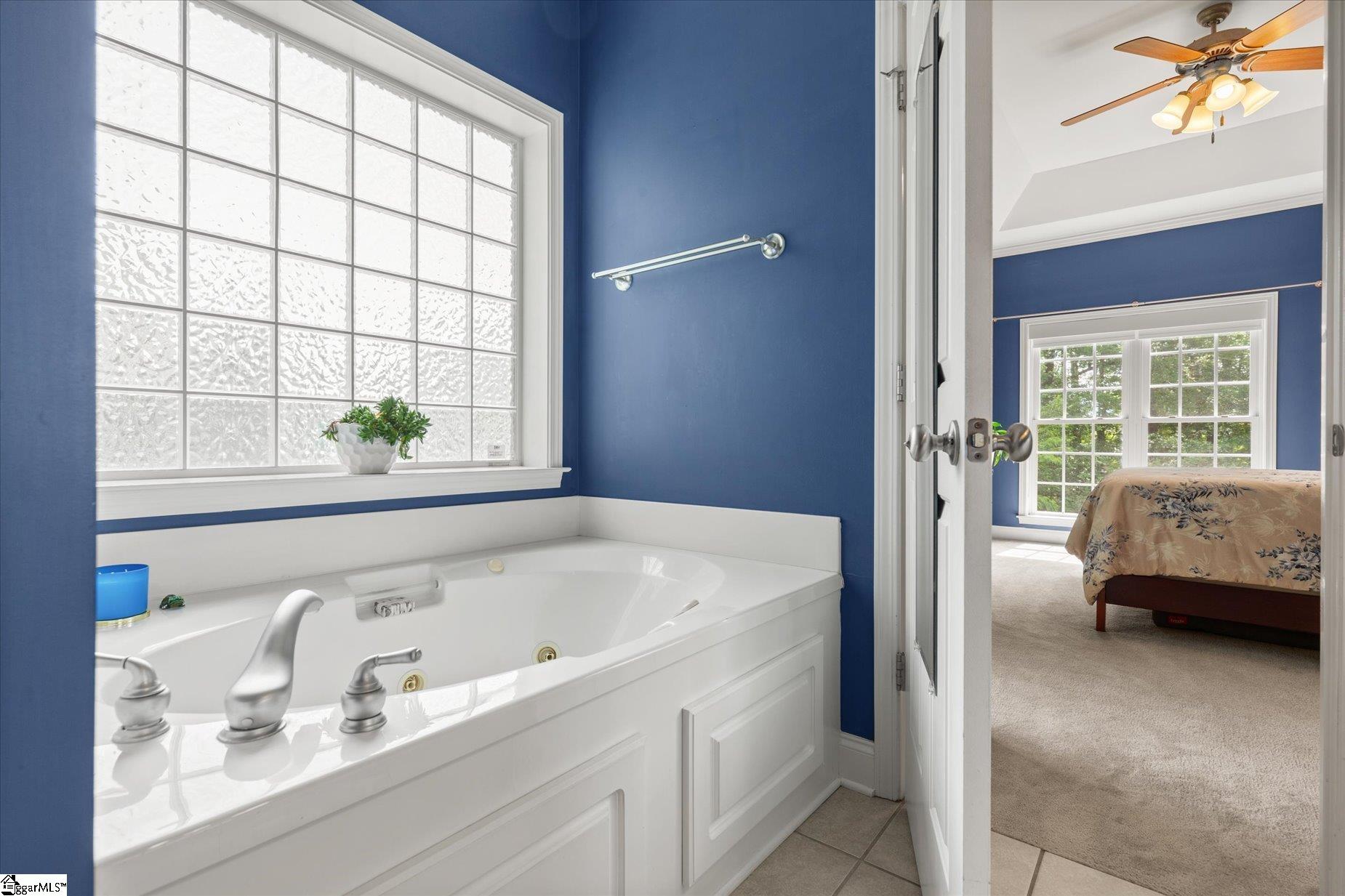 467 Sunset Pointe Drive Property Photo 19