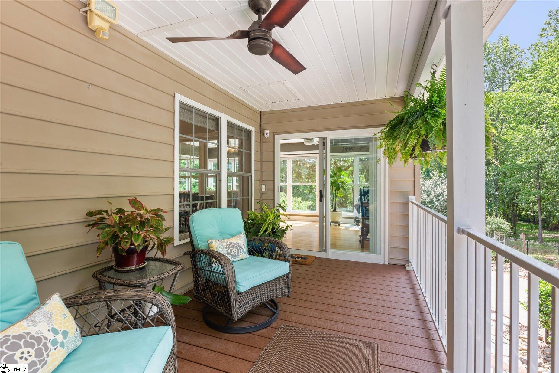 467 Sunset Pointe Drive Property Photo 25