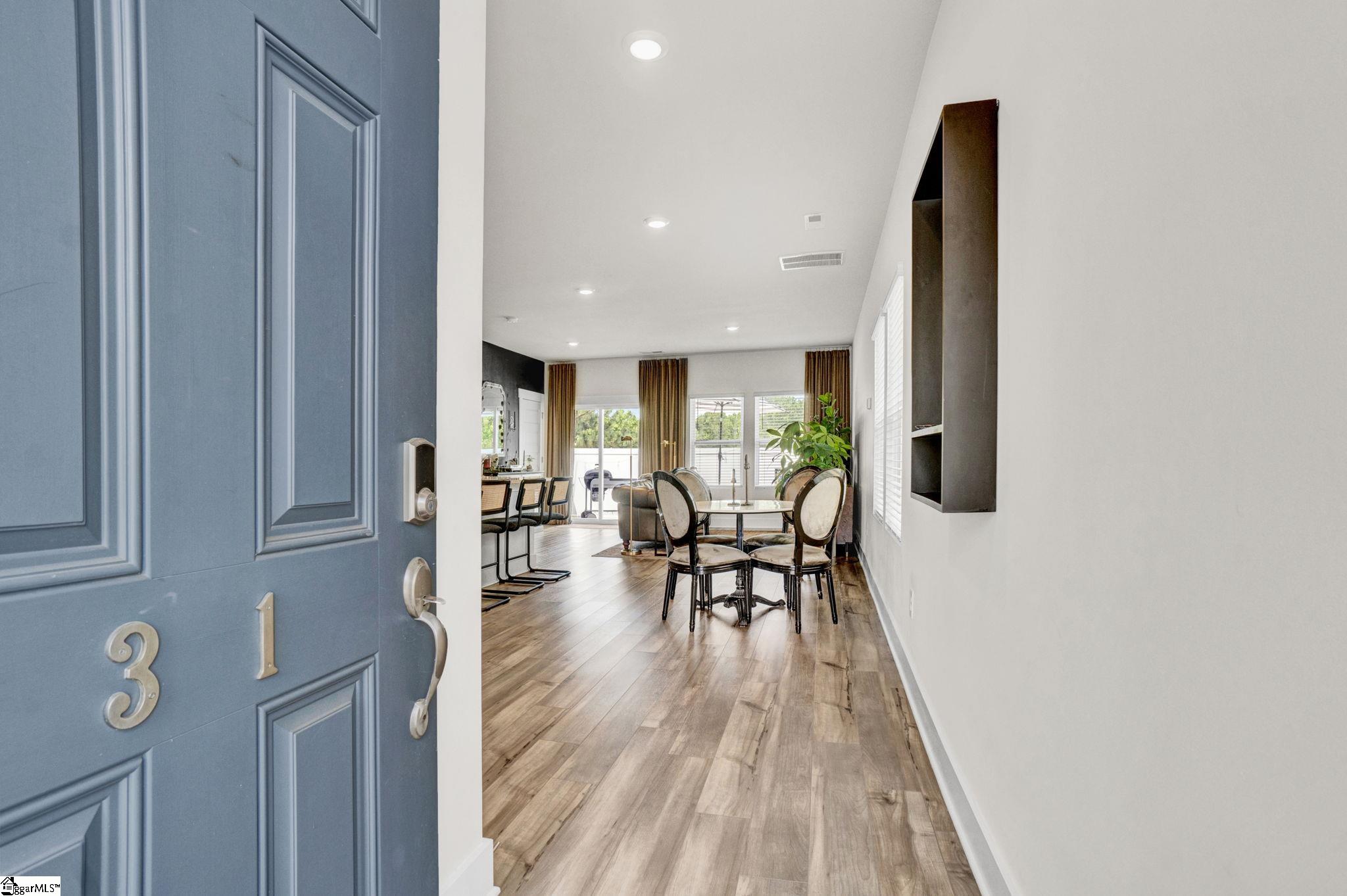 31 Centimeters Drive Property Photo 4