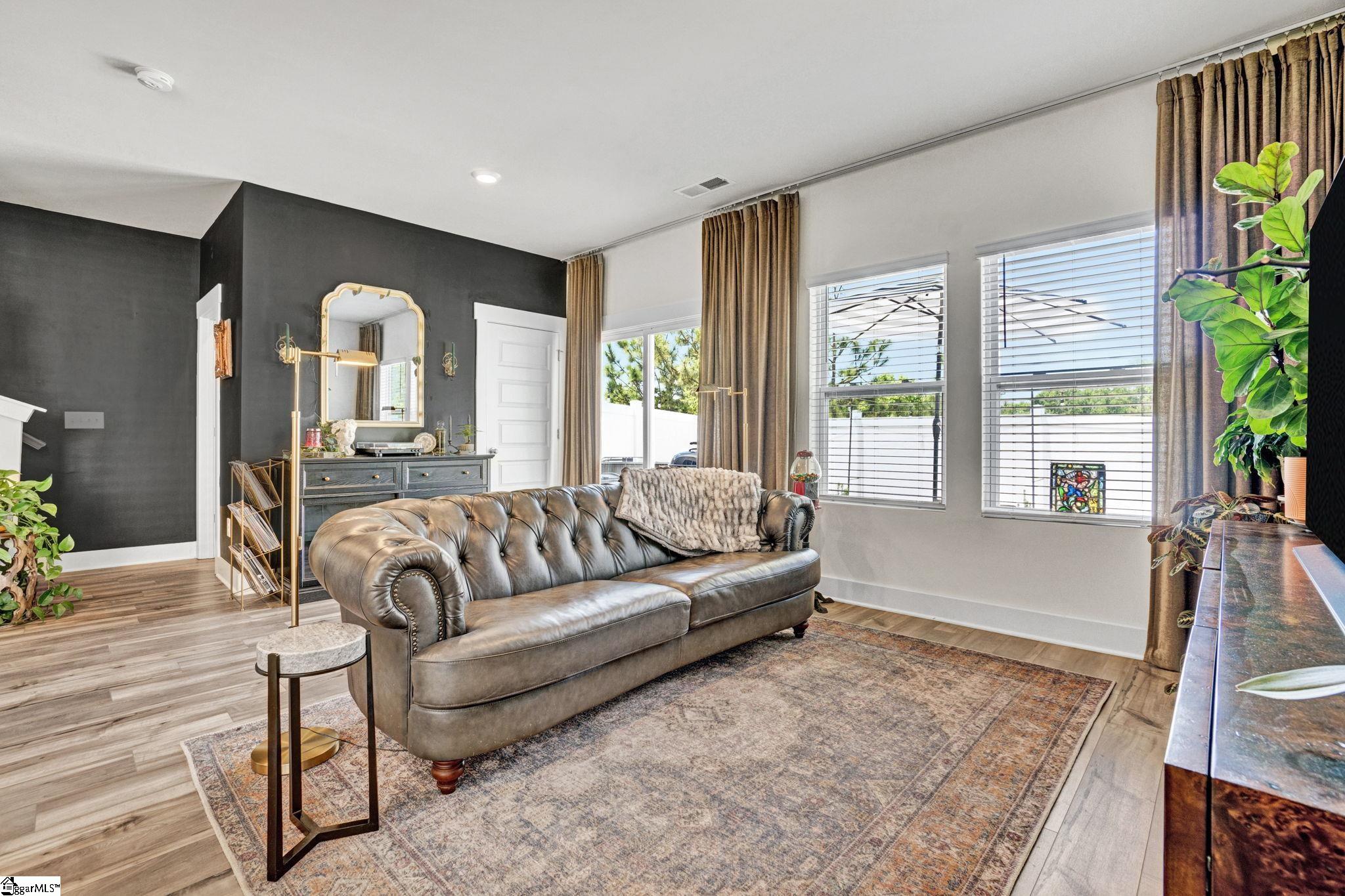 31 Centimeters Drive Property Photo 16