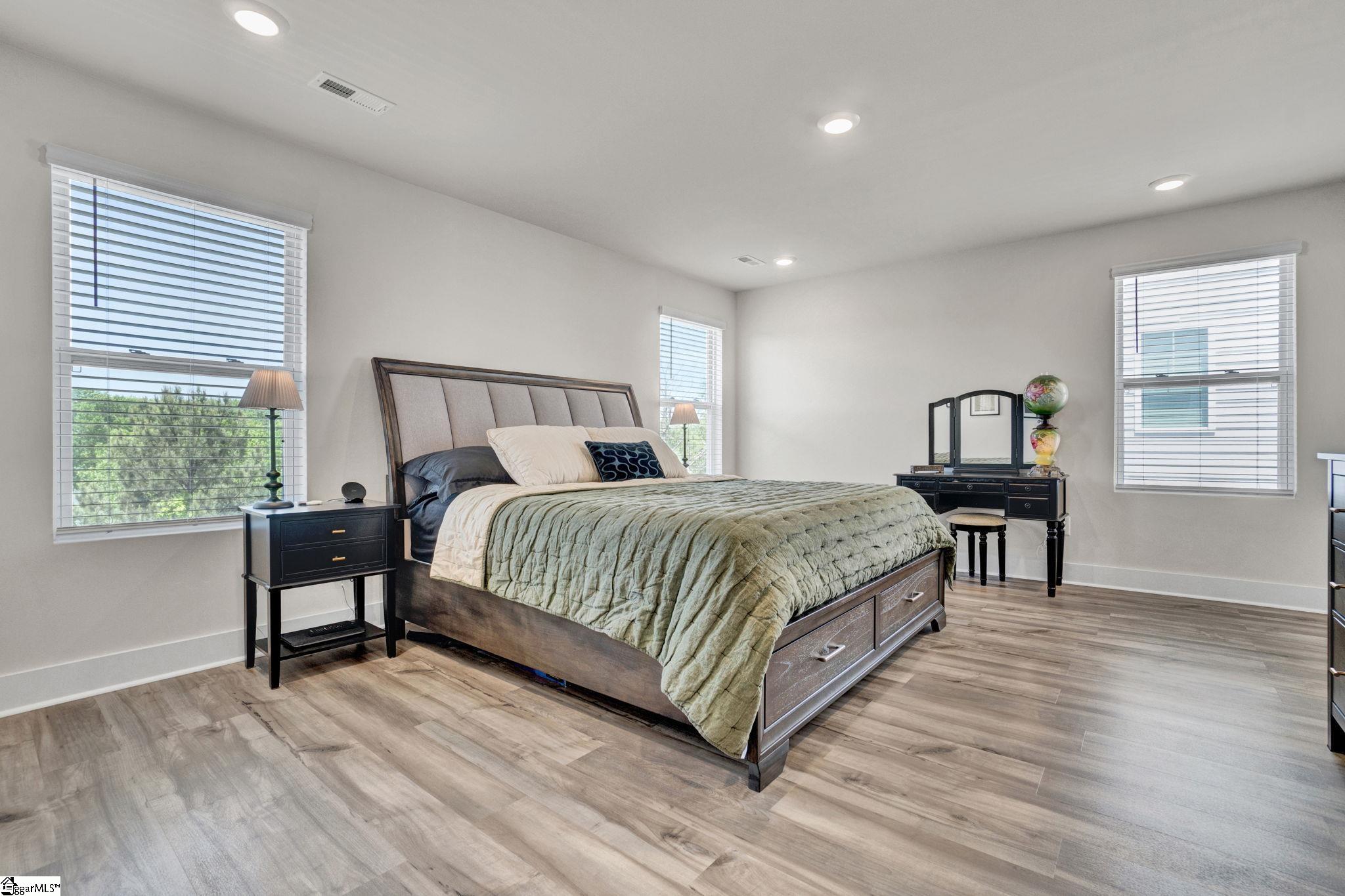 31 Centimeters Drive Property Photo 37