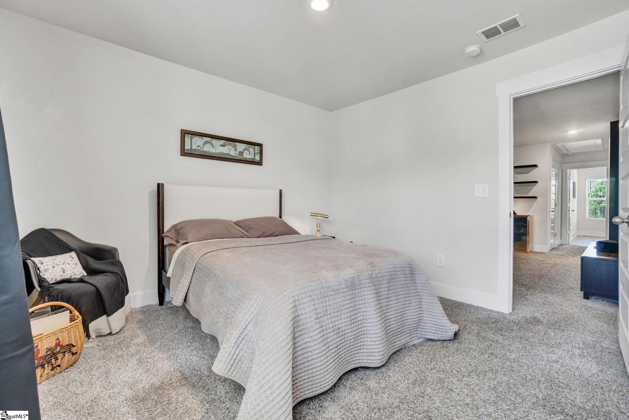 31 Centimeters Drive Property Photo 41