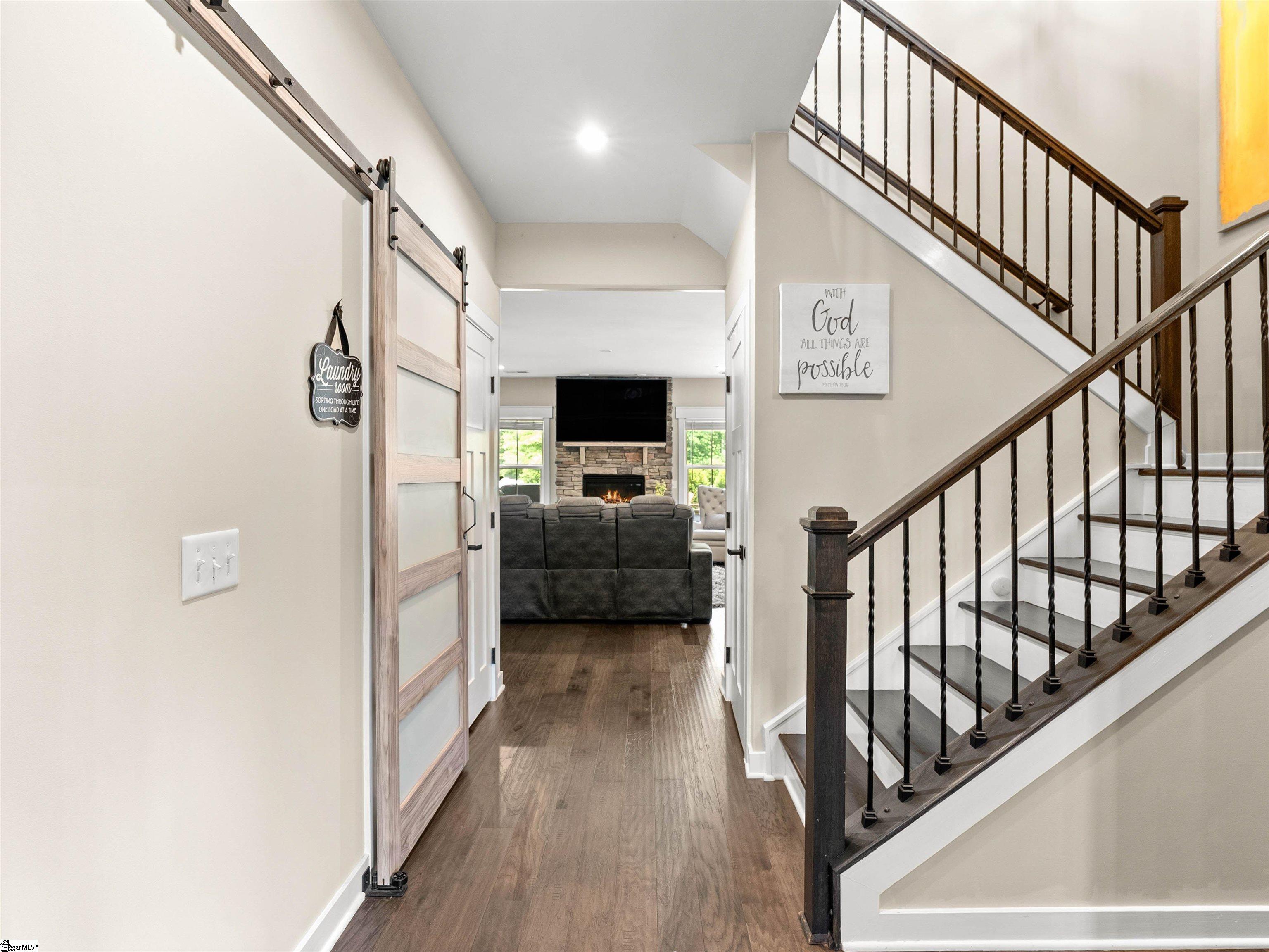 102 Mohegan Way Property Photo 18