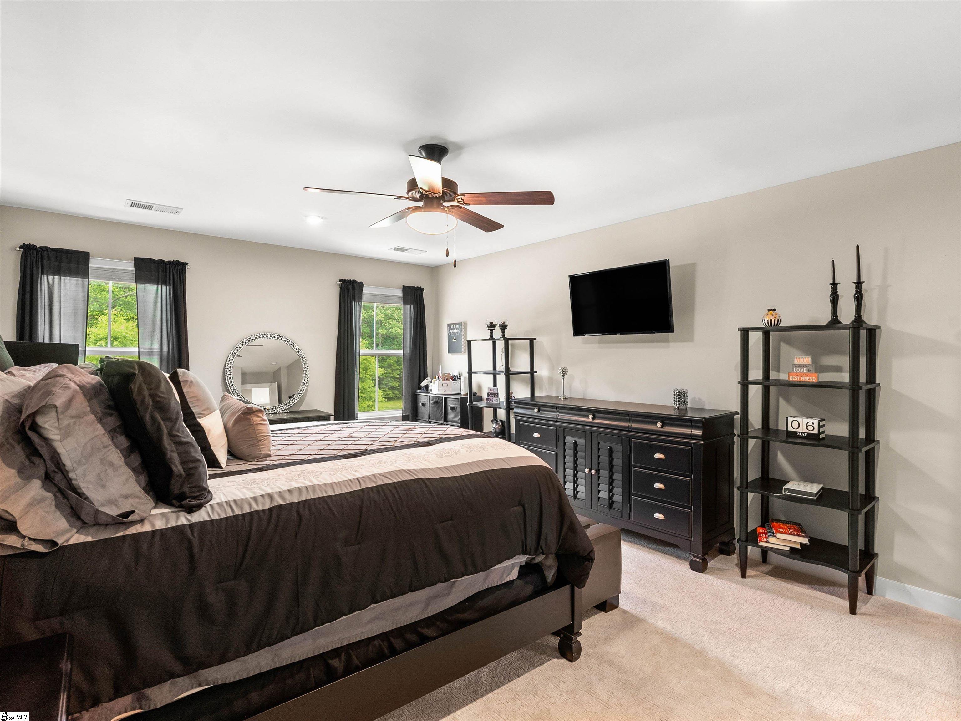 102 Mohegan Way Property Photo 42