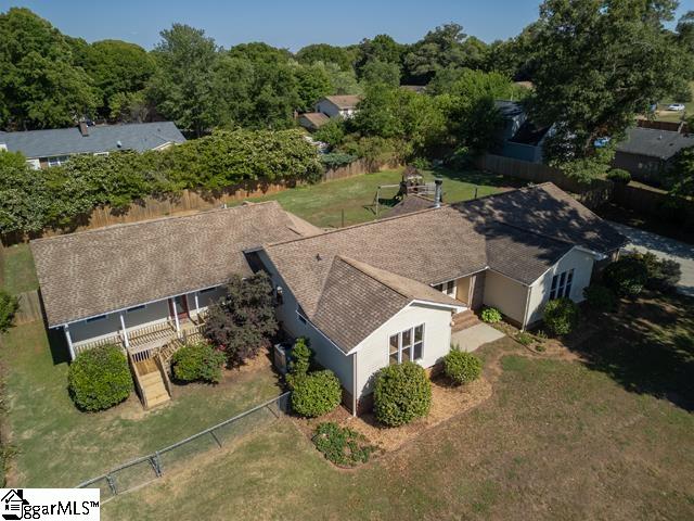 1011 Sierra Drive Property Photo 4